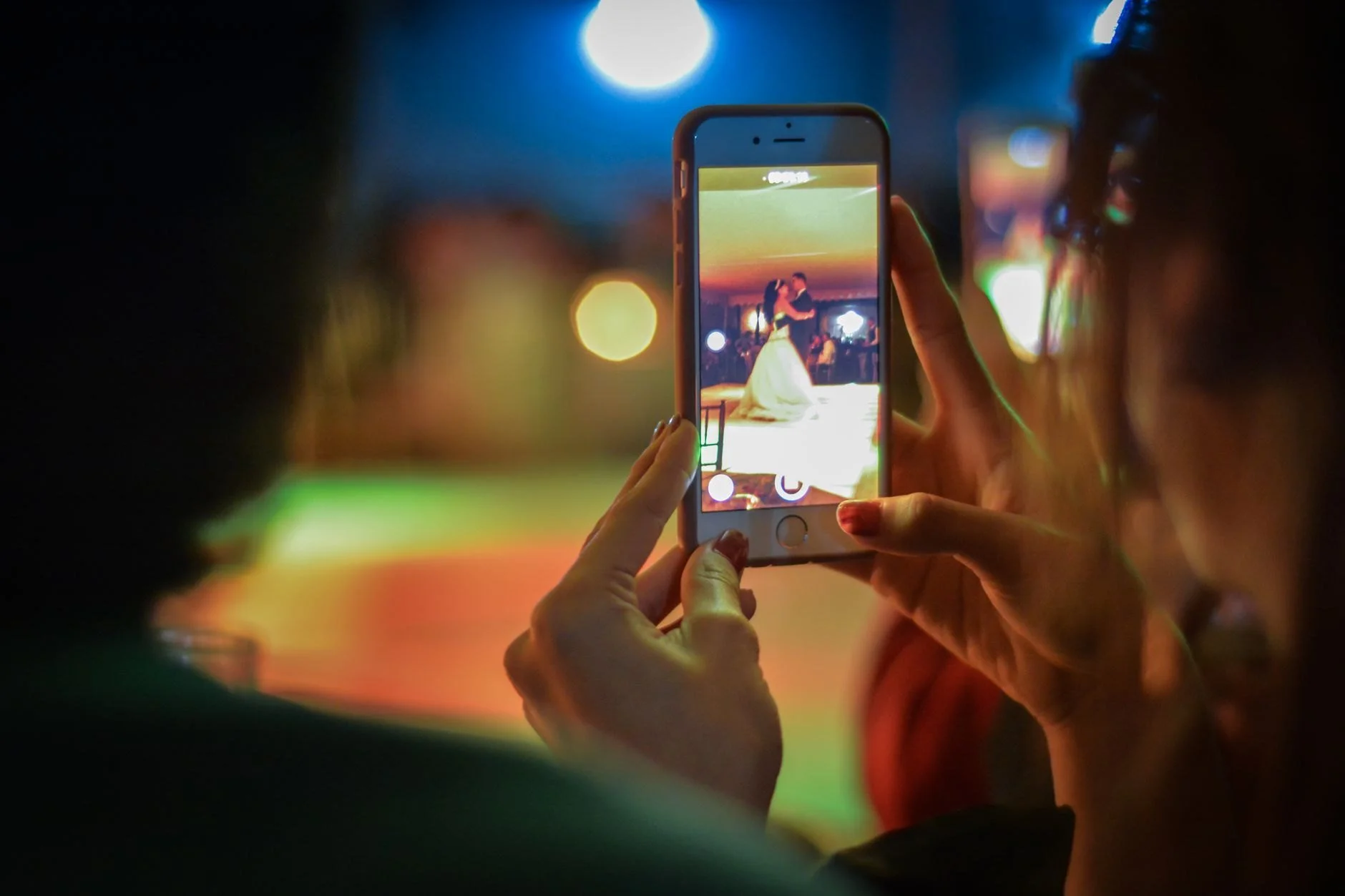 Wedding Content Creator or Wedding Videographer? What Each One Actually Gives You