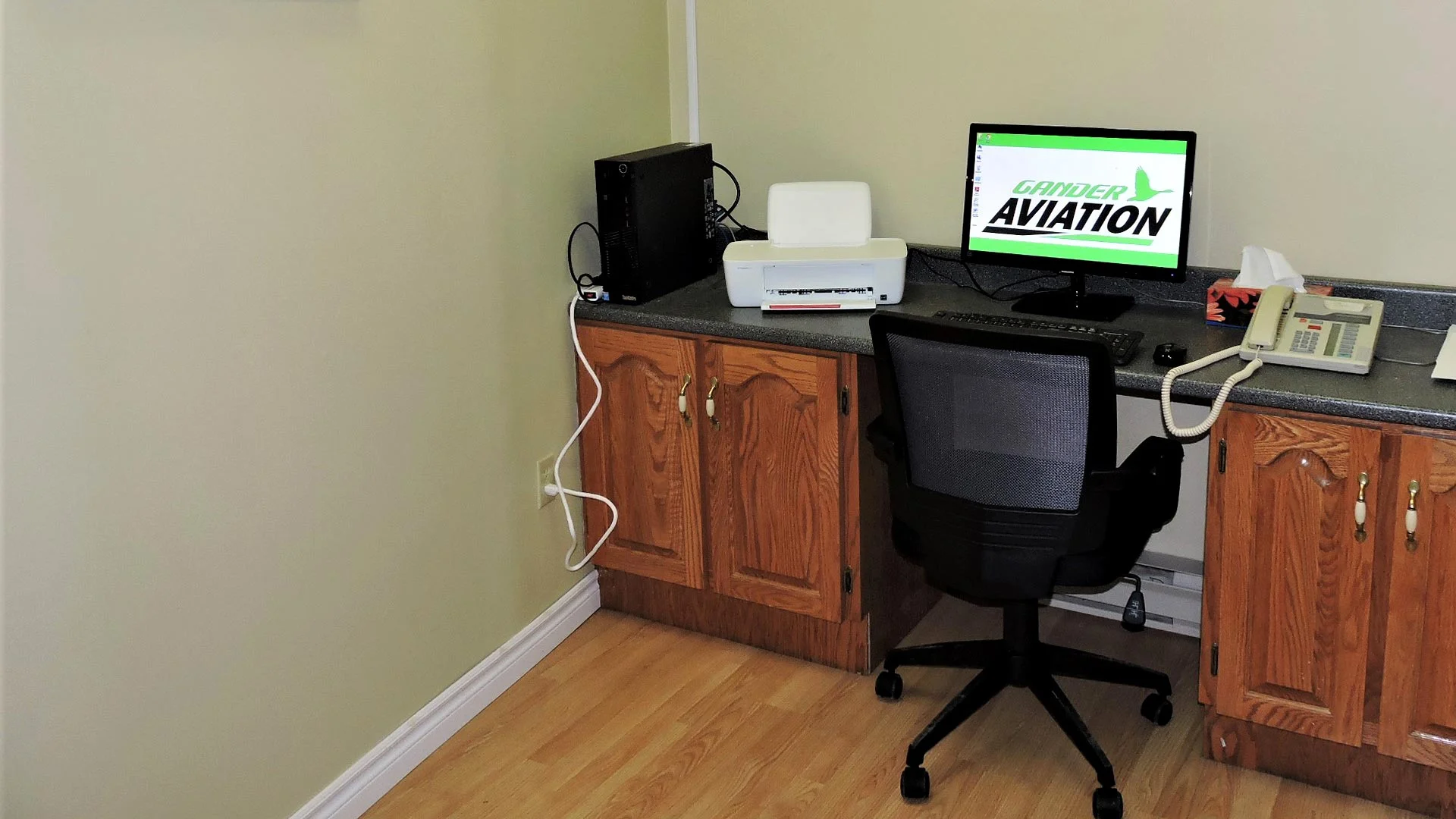 FBO Gander Aviation CYQX Private Office