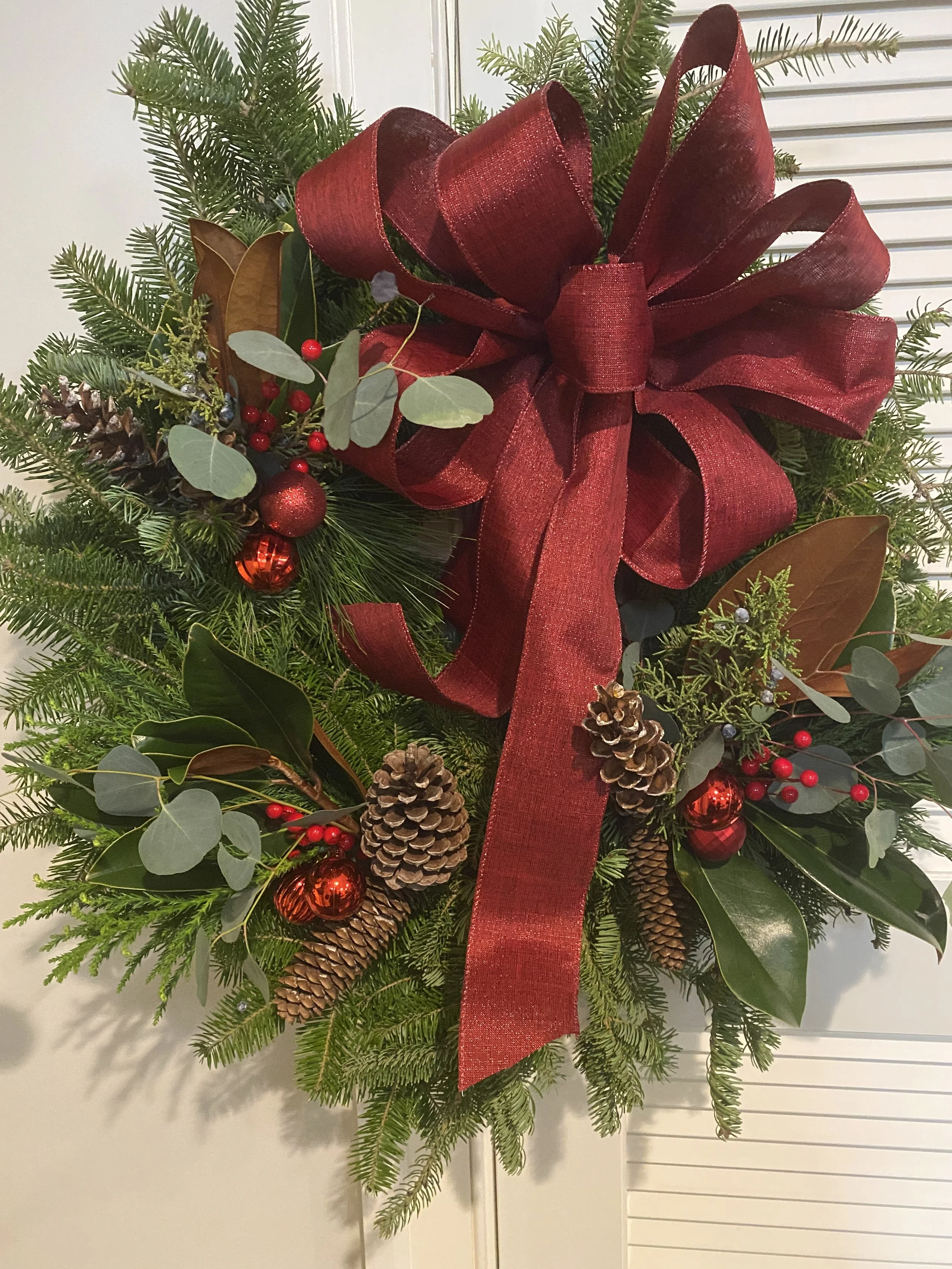 All-Natural Holiday Wreaths