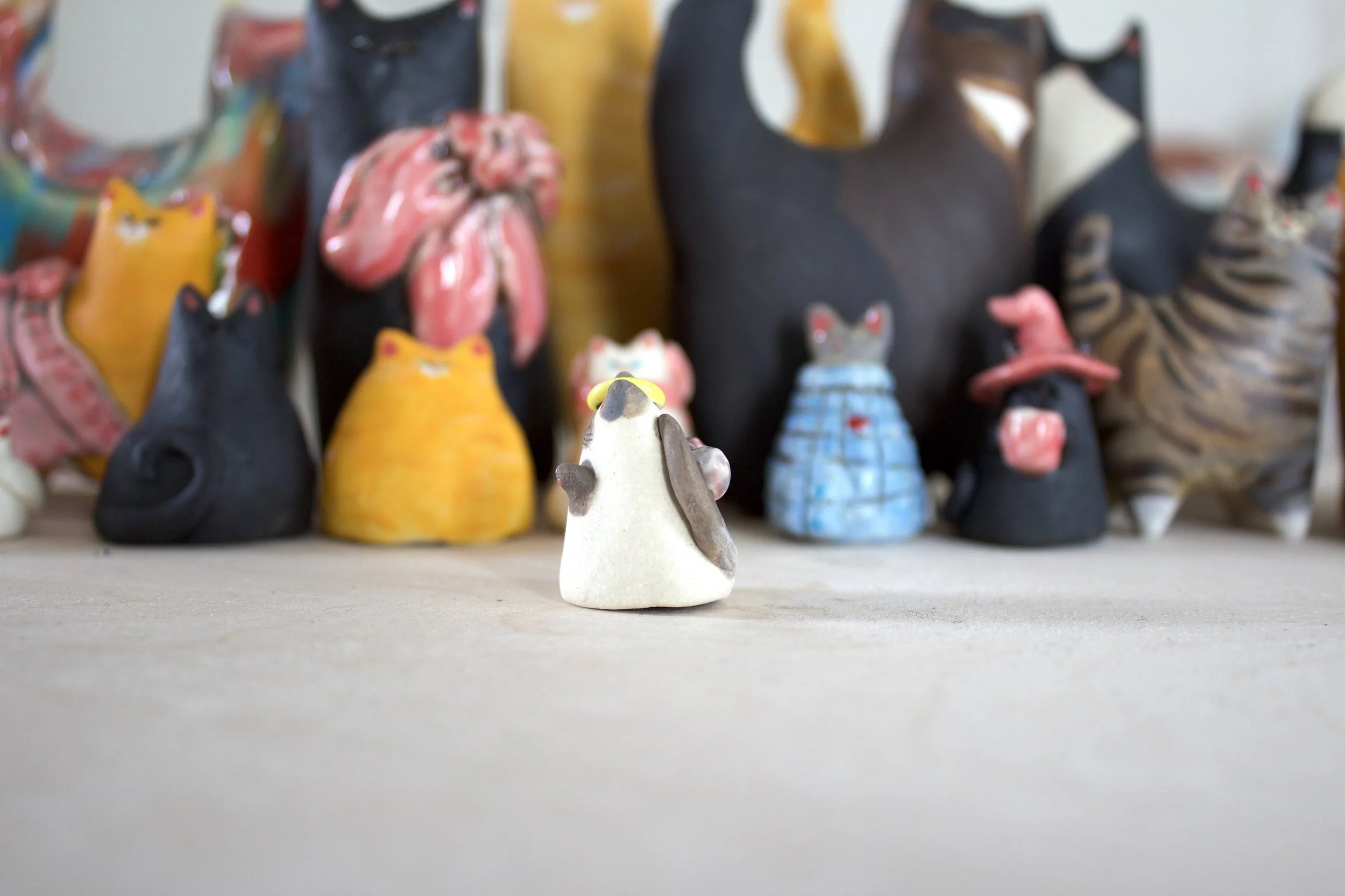 Side view Lilac Point Siamese angel ceramic cat chime sculpture.jpeg
