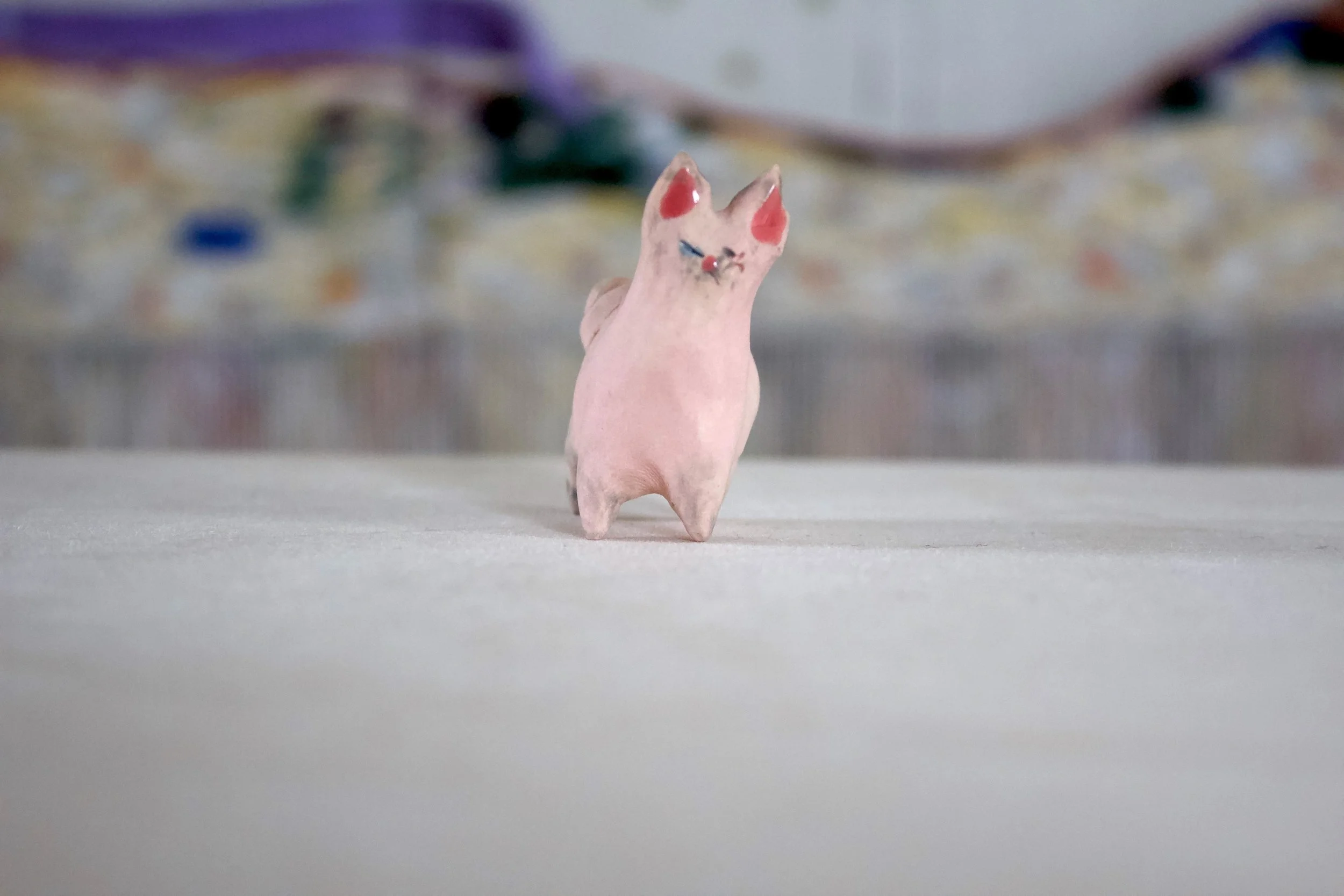 Sphynx Hairless Cat with One Eye - Classic Cat Sculpture with Food Bowl