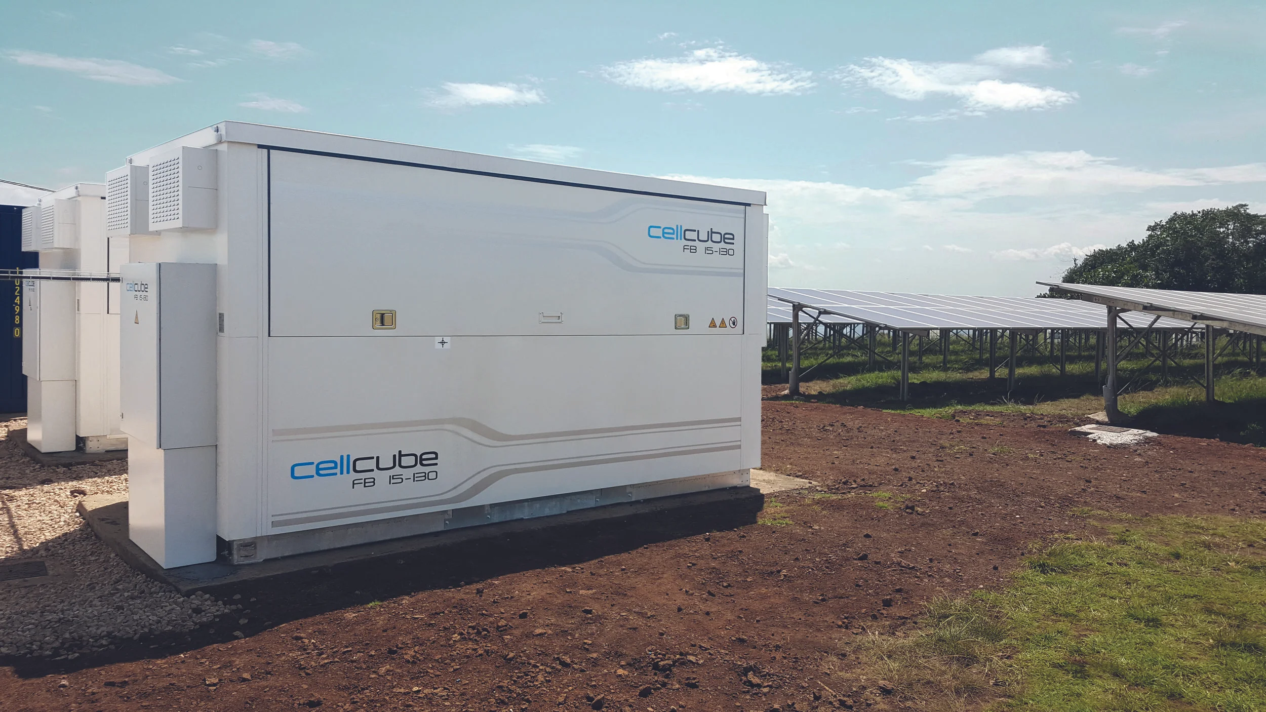 CellCube_App_Uganda Kitobo Island.jpg