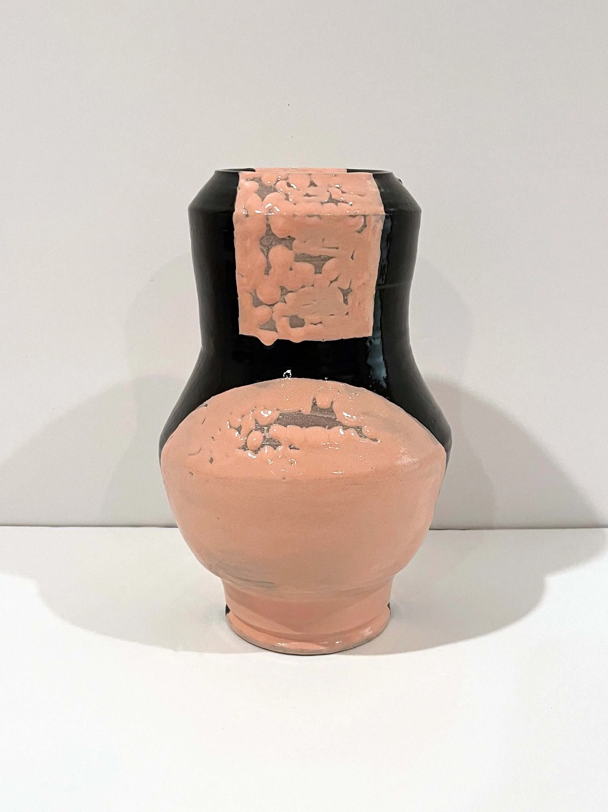 Daley.Black.strap:pink.front.jpg