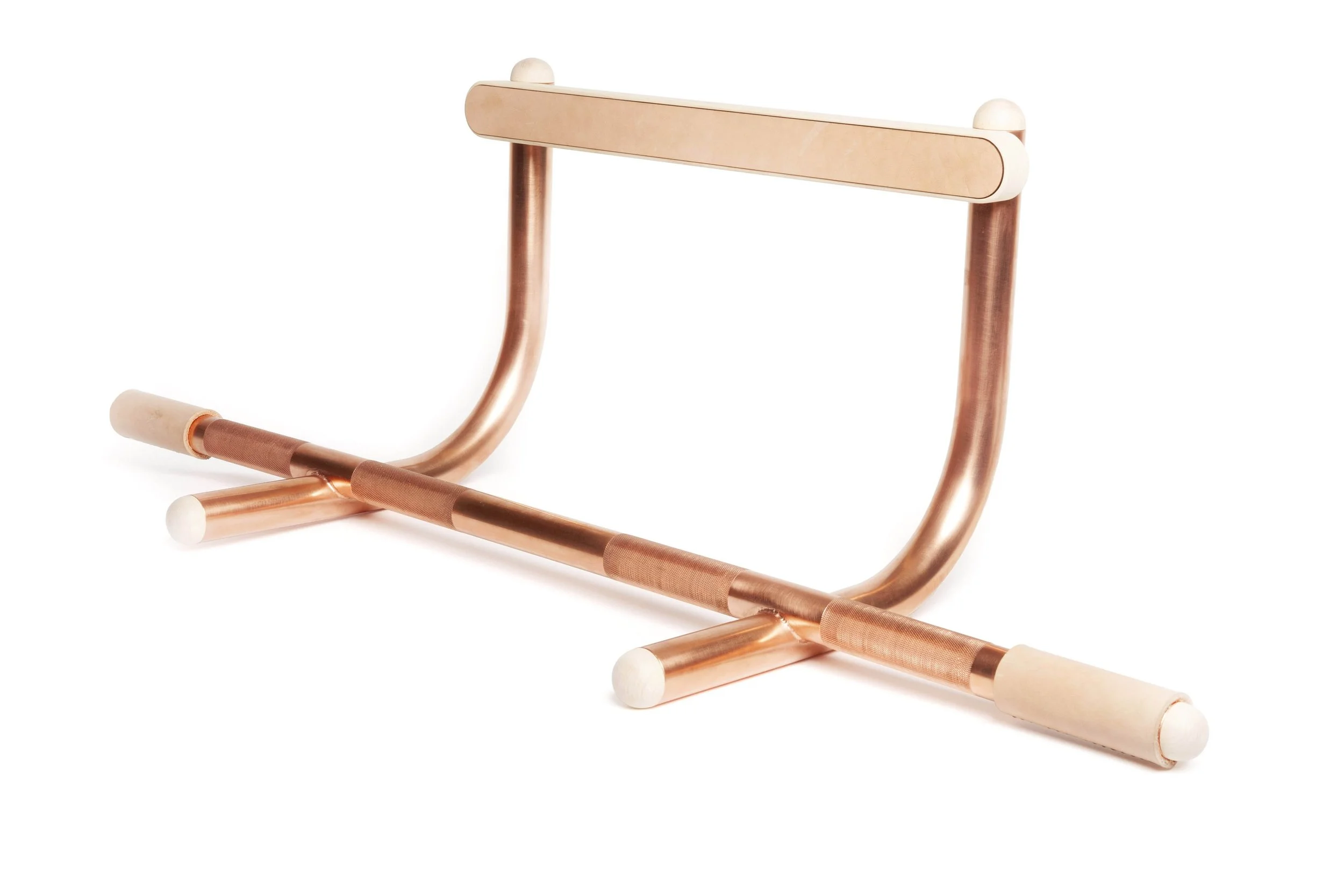 Lachi Pull Up Bar, floor model