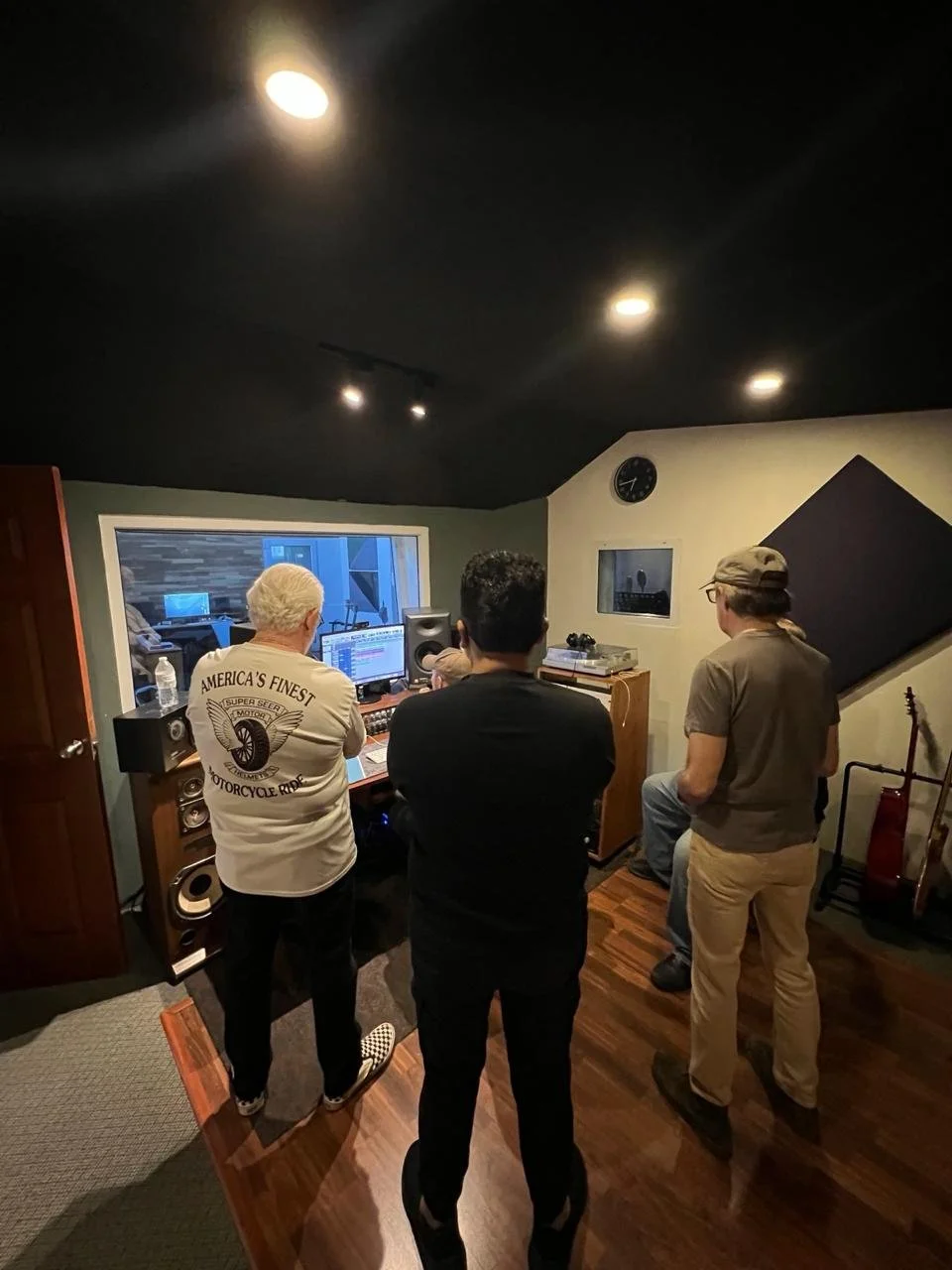 Visita de Paul Wilbur a Malin &amp; Co. Estudios