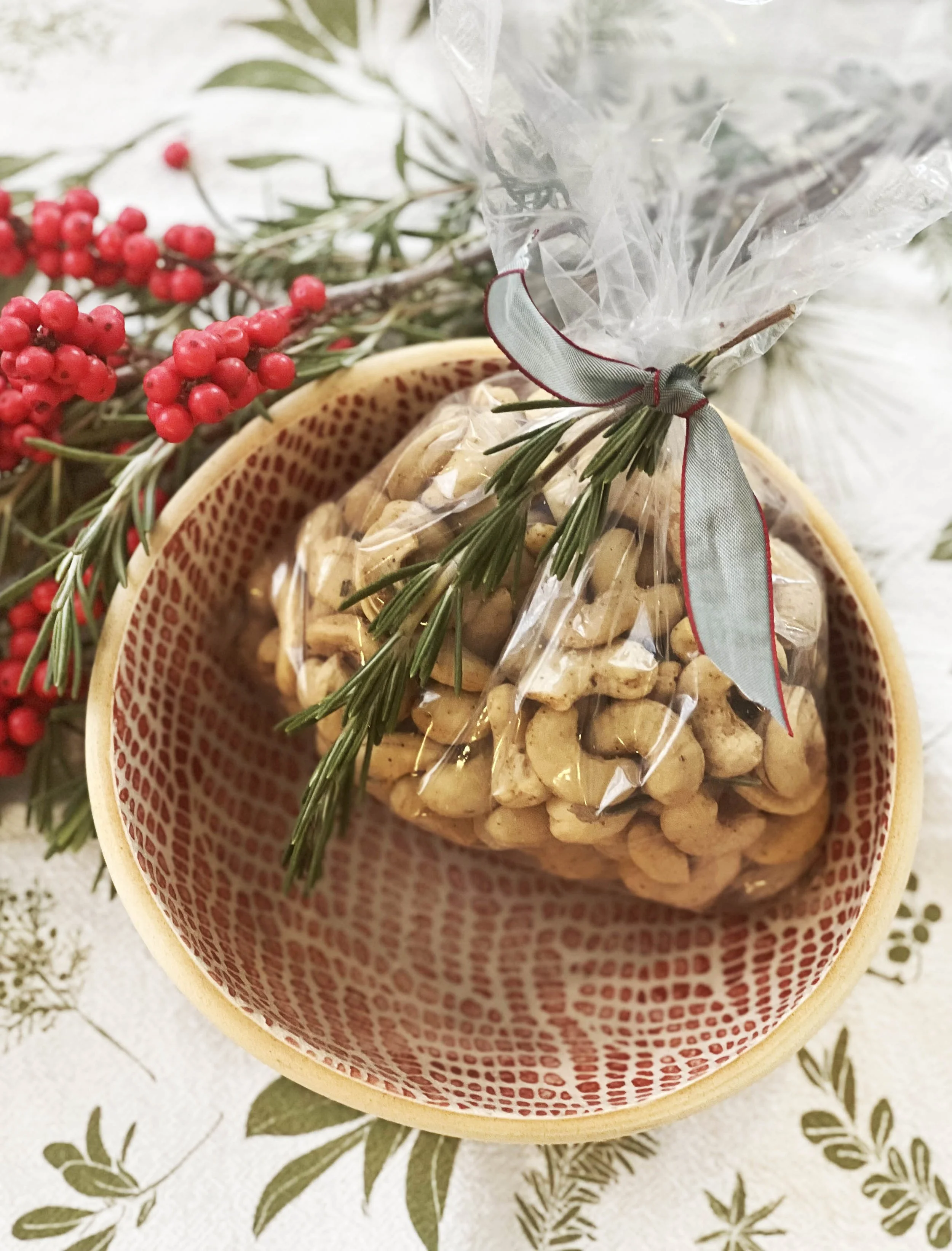 Do you love spice? Try this Rosemary Cashew Recipe