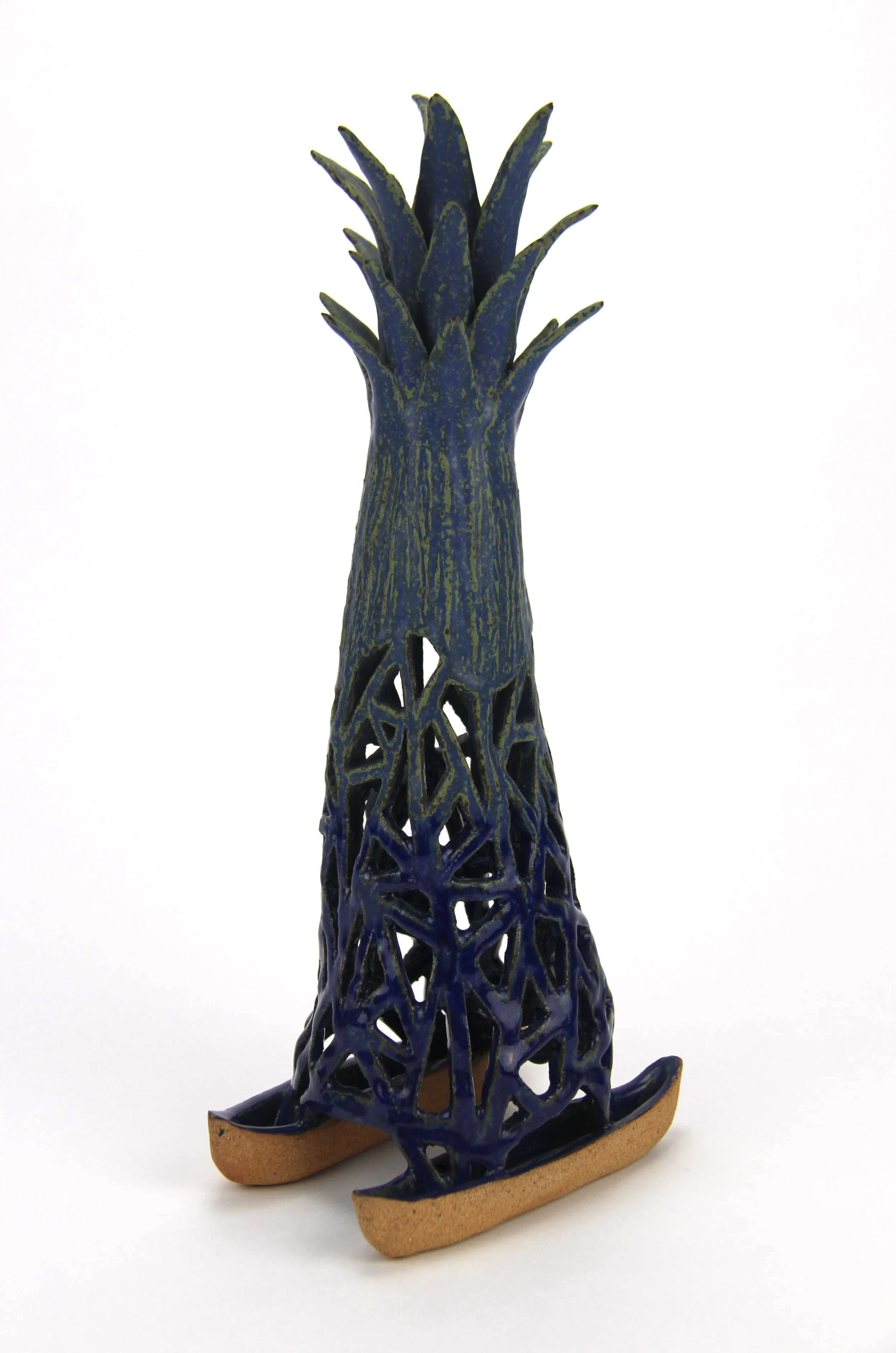  “Tower Pineapple Canoe” T-1 ceramic, 2018 