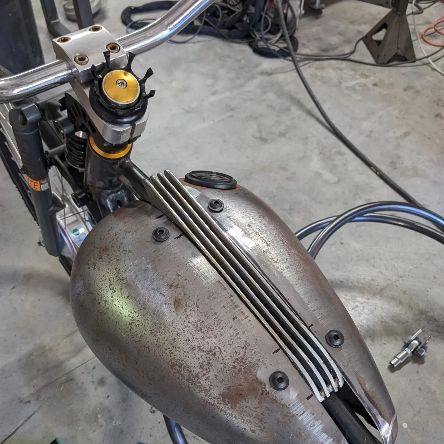 Gas tank is getting there
.
.
.
.
.
#caferacer #bobber #custombike #motorcycle #scrambler #chopper #biker #custom #motolife #harleydavidson #electricbike #ebike #sidecar #customshit