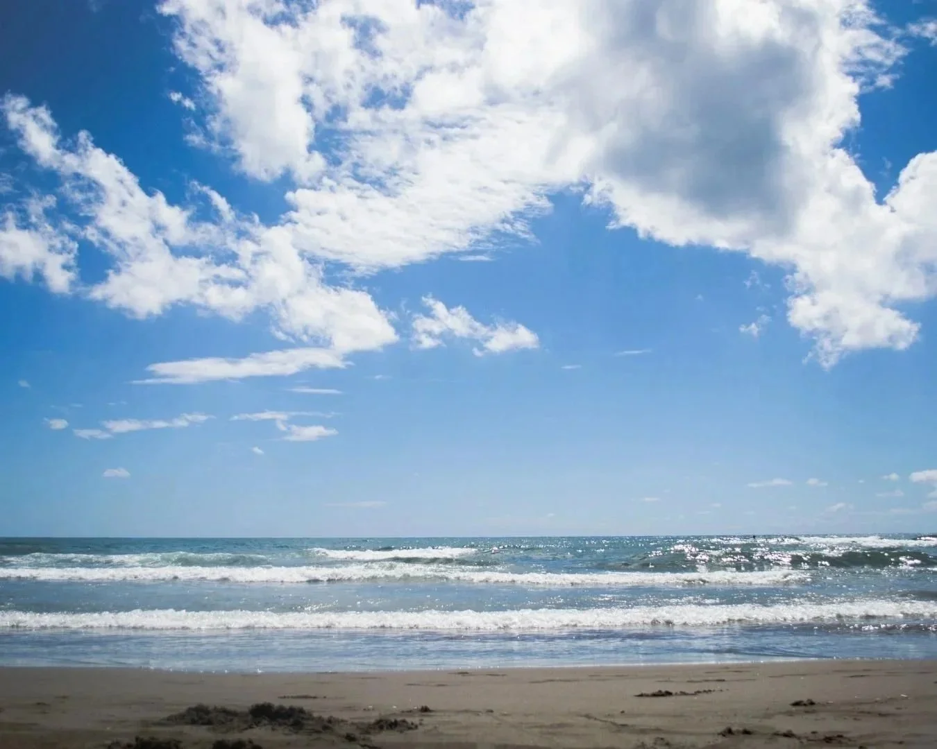 Beautiful Velika Plaža in Ulcinj, Montenegro, a long sandy beach and the host location of the EXIT Festival 2026.