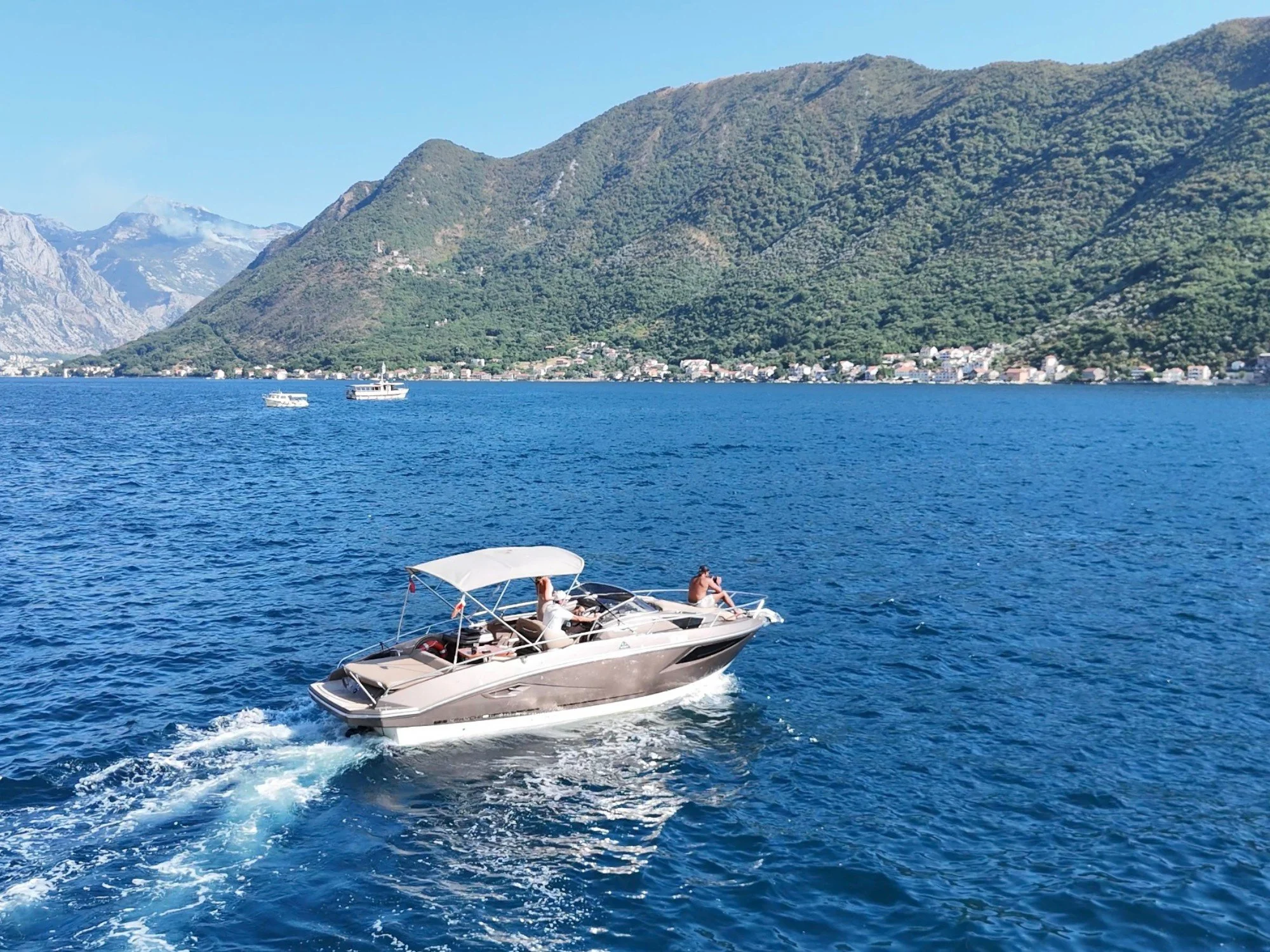 boka bay speedboat charter