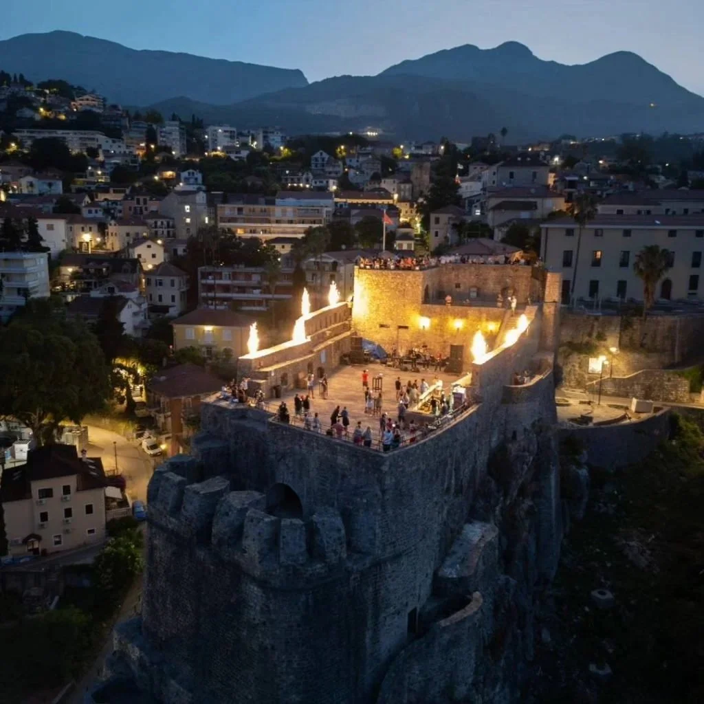 Forte Mare Fortress in Herceg Novi during the Buđenje ljeta event with Adriatic Sea views.