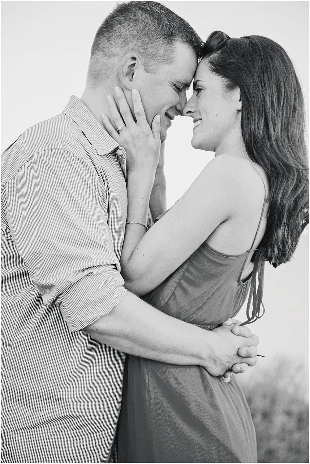 nicole-chaput-photography-engagement-couple-beach-sunset-quincy-massachusetts-010.jpg