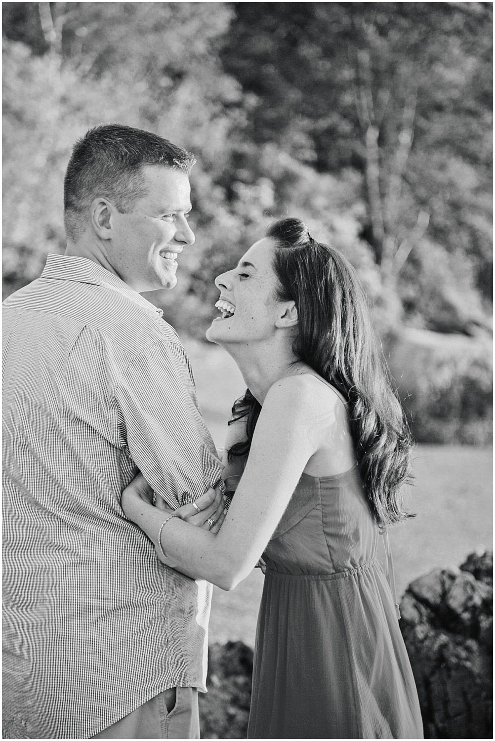 nicole-chaput-photography-engagement-couple-beach-sunset-quincy-massachusetts-015.jpg