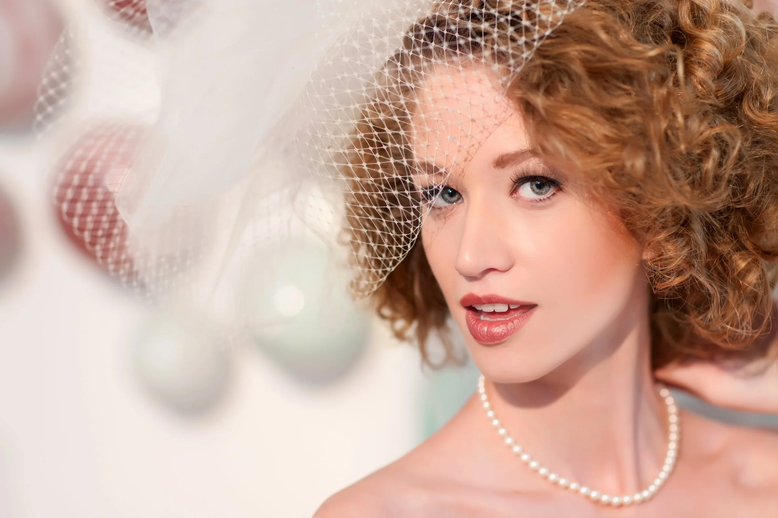 Keeping Your Wedding Makeup Classic