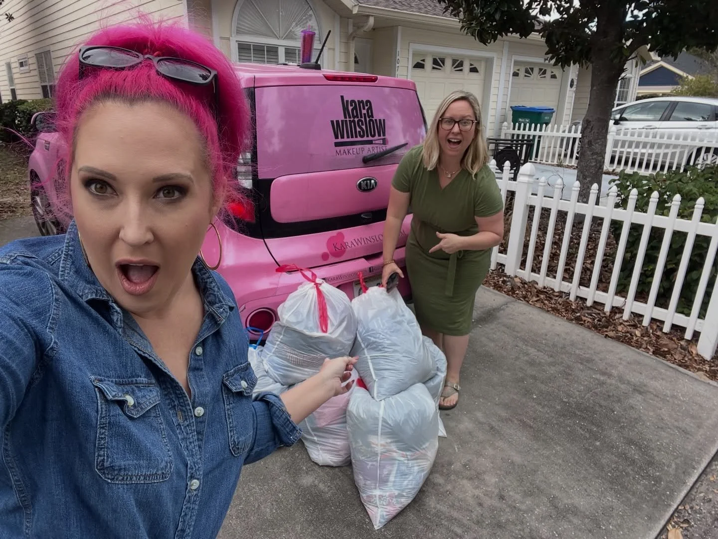 Before the new year schedule a closet clean out session to help find what in your wardrobe is truly your personal style.  Contact me today to book a session.