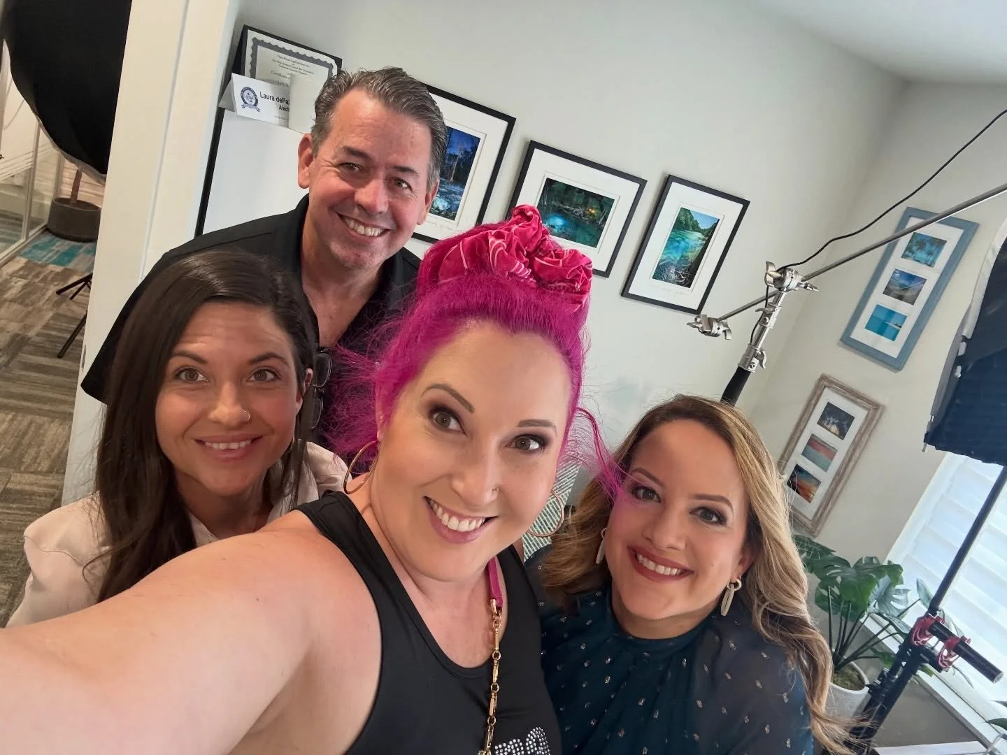 Best way to come back from vacation is starting the day with friends.  Honored as always to get to work with @sleepwalker021 (one of my longest clients - we were trying to remember if we started to work together in 2010 or 2011) for her new marketing