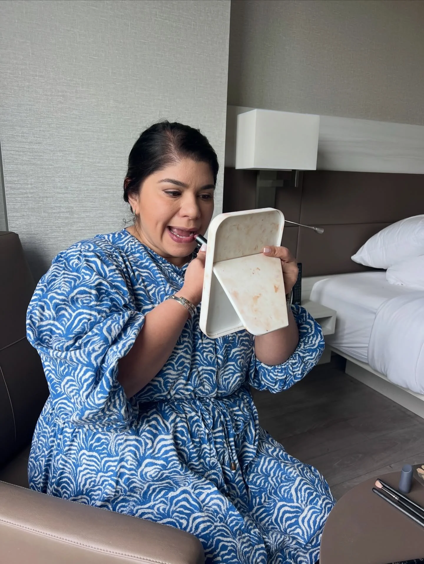 Need to refresh your makeup style?  Contact me today to book a hands on makeup tutorial.  We&rsquo;ll spend 2 hours going over everything step by step using my makeup kit.  After we do makeup hands on then we will go over it verbally so you can take 