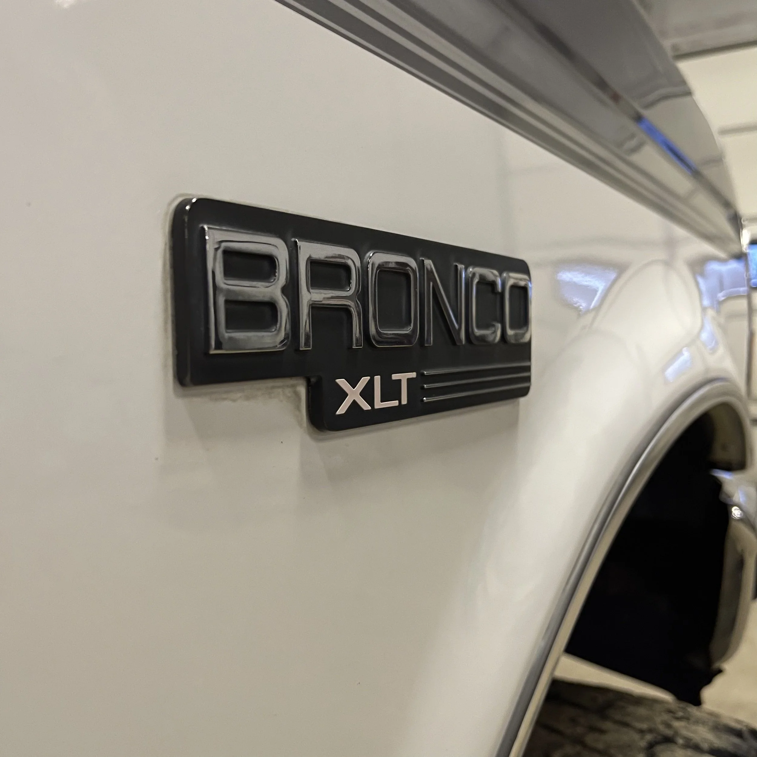 1995 Ford Bronco XLT — Classic West Coast Trucks