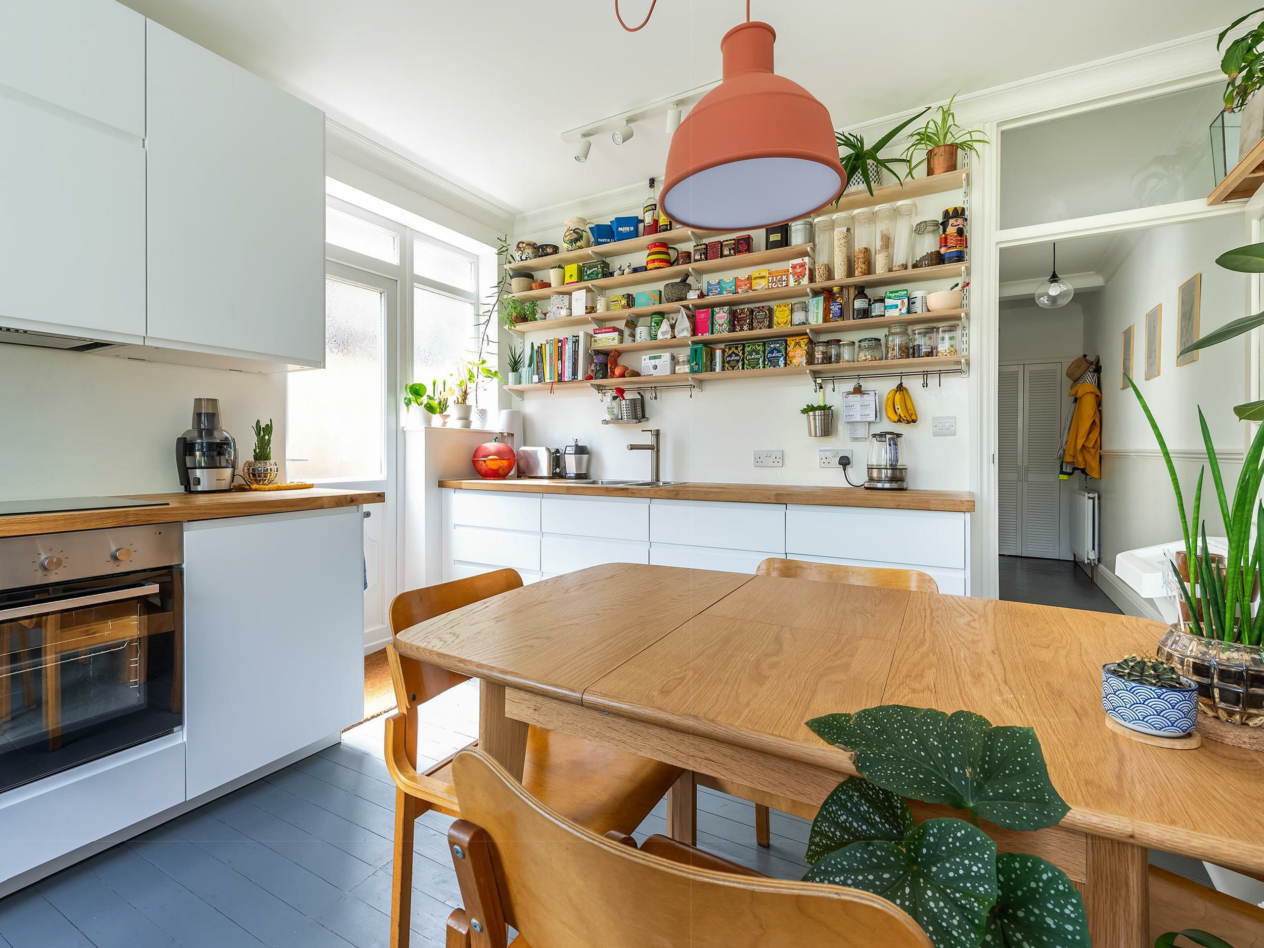 Interior image of kitchen in walthamstow london designed by scribe architects