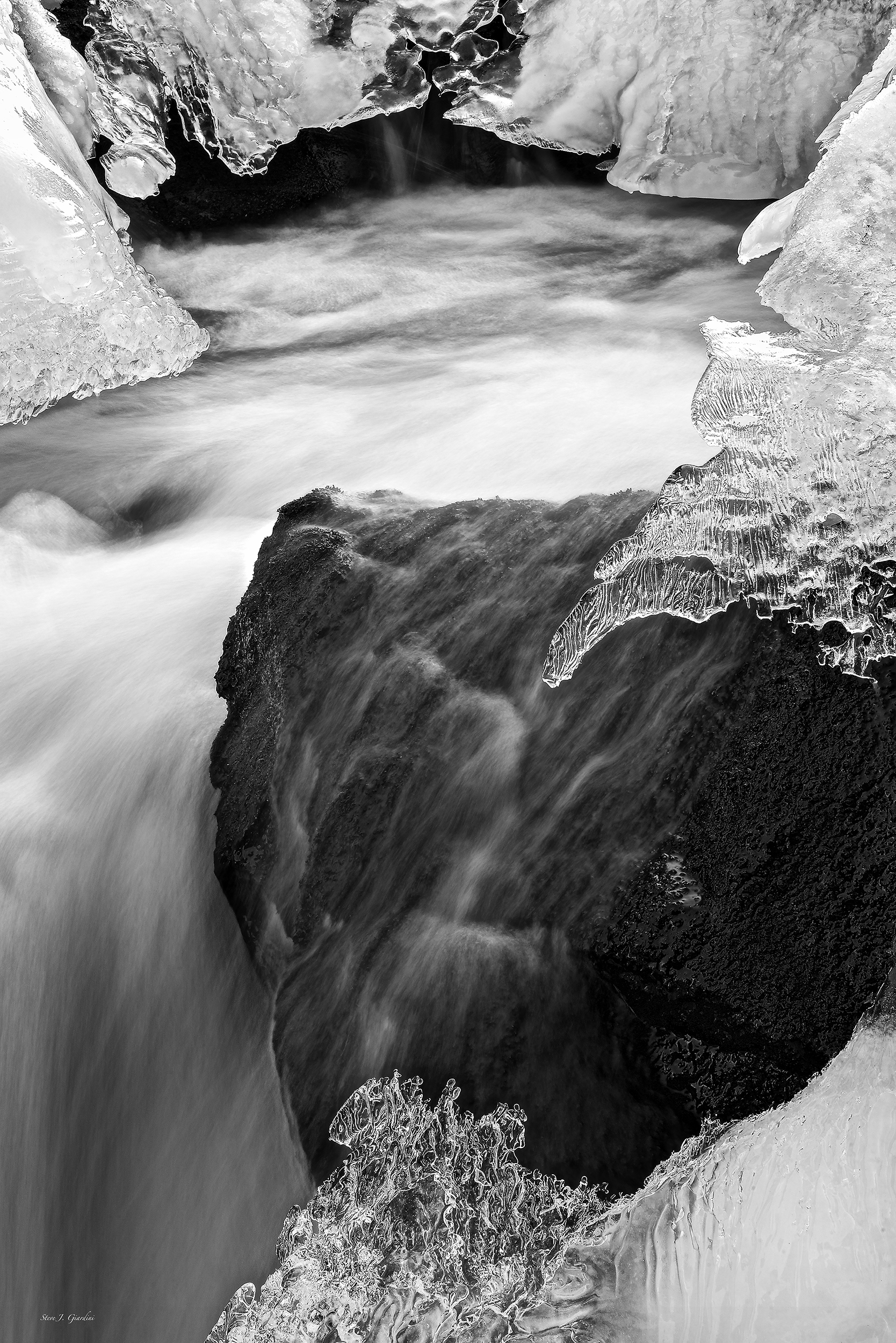 Frozen_Flow_31125CND8_sqsp.jpg