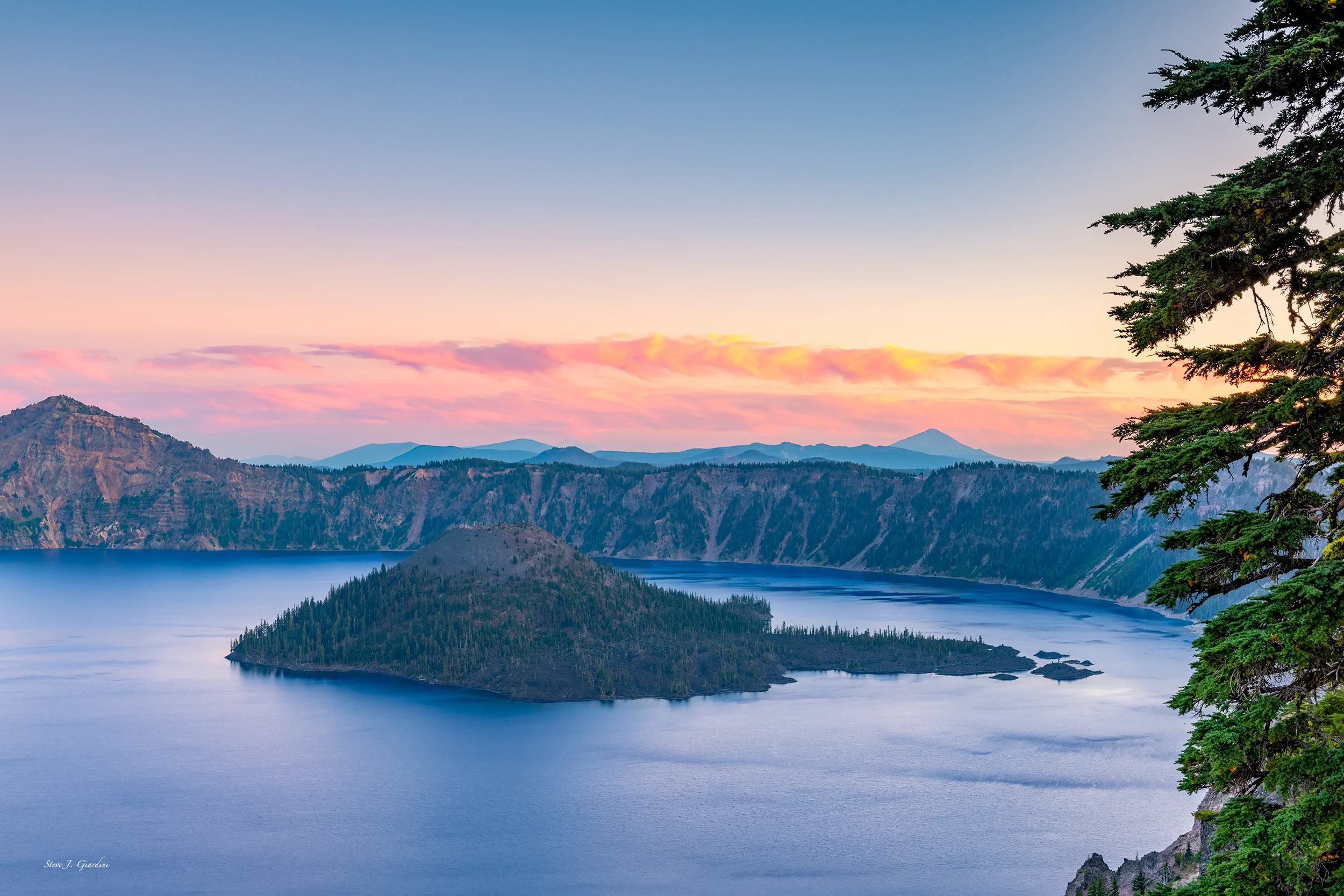 Crater Lake South Sunset 191042LND850_2-1