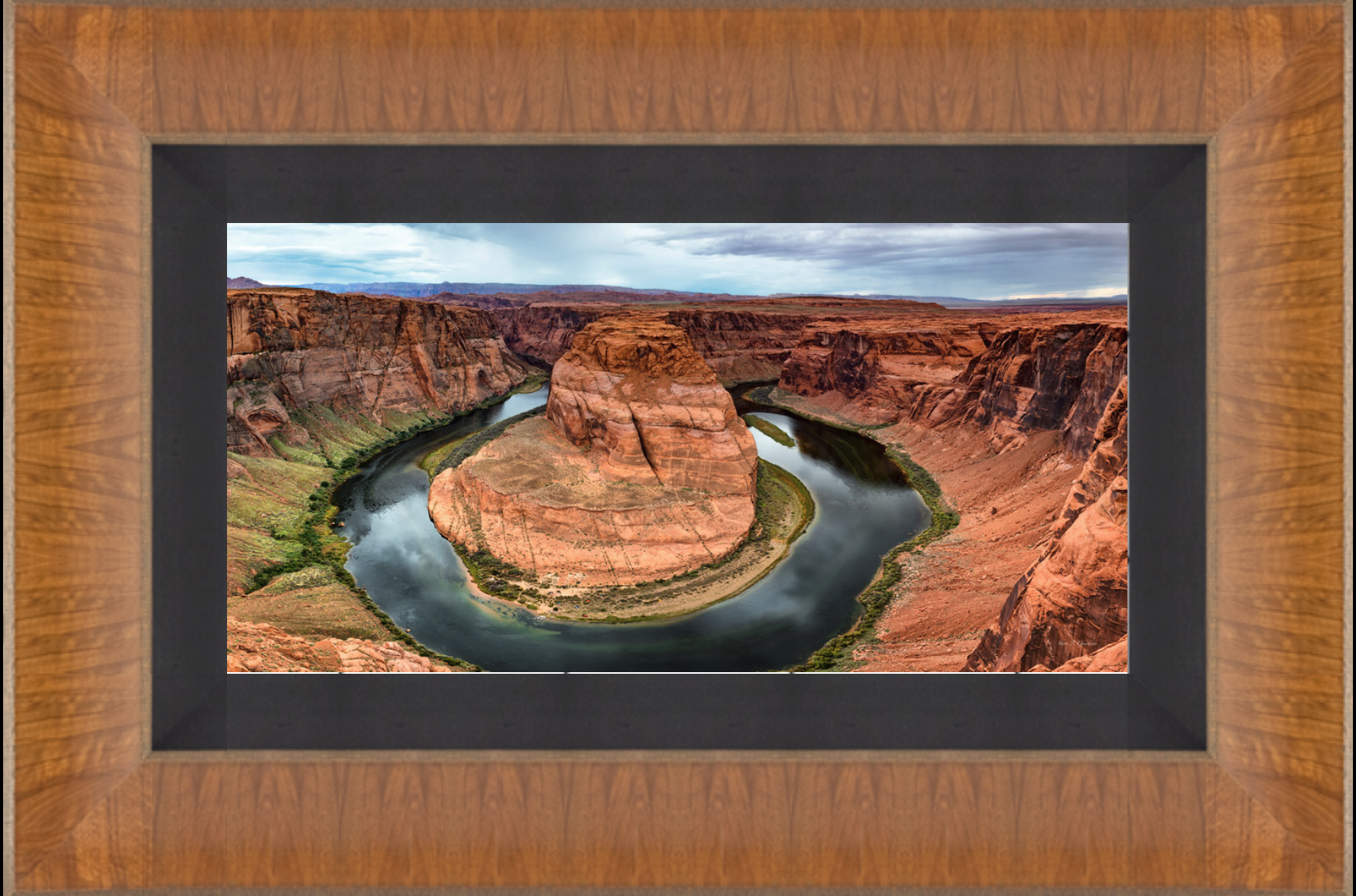 Horseshoe_Bend_151323LND8_2-1_4in_light_olive_2in_B_liner.jpg