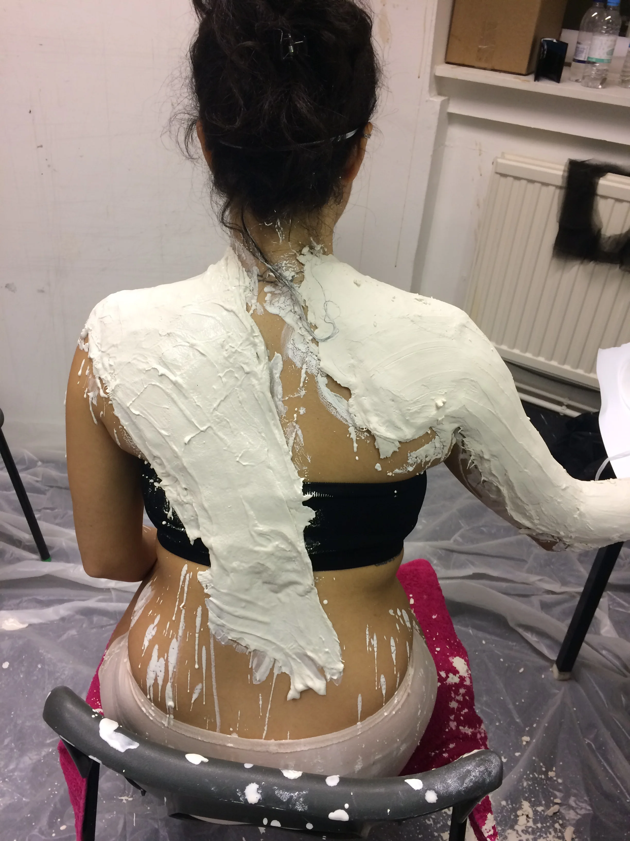  Moulding the body parts of the performer for “Ithaca: upon every arrival” 