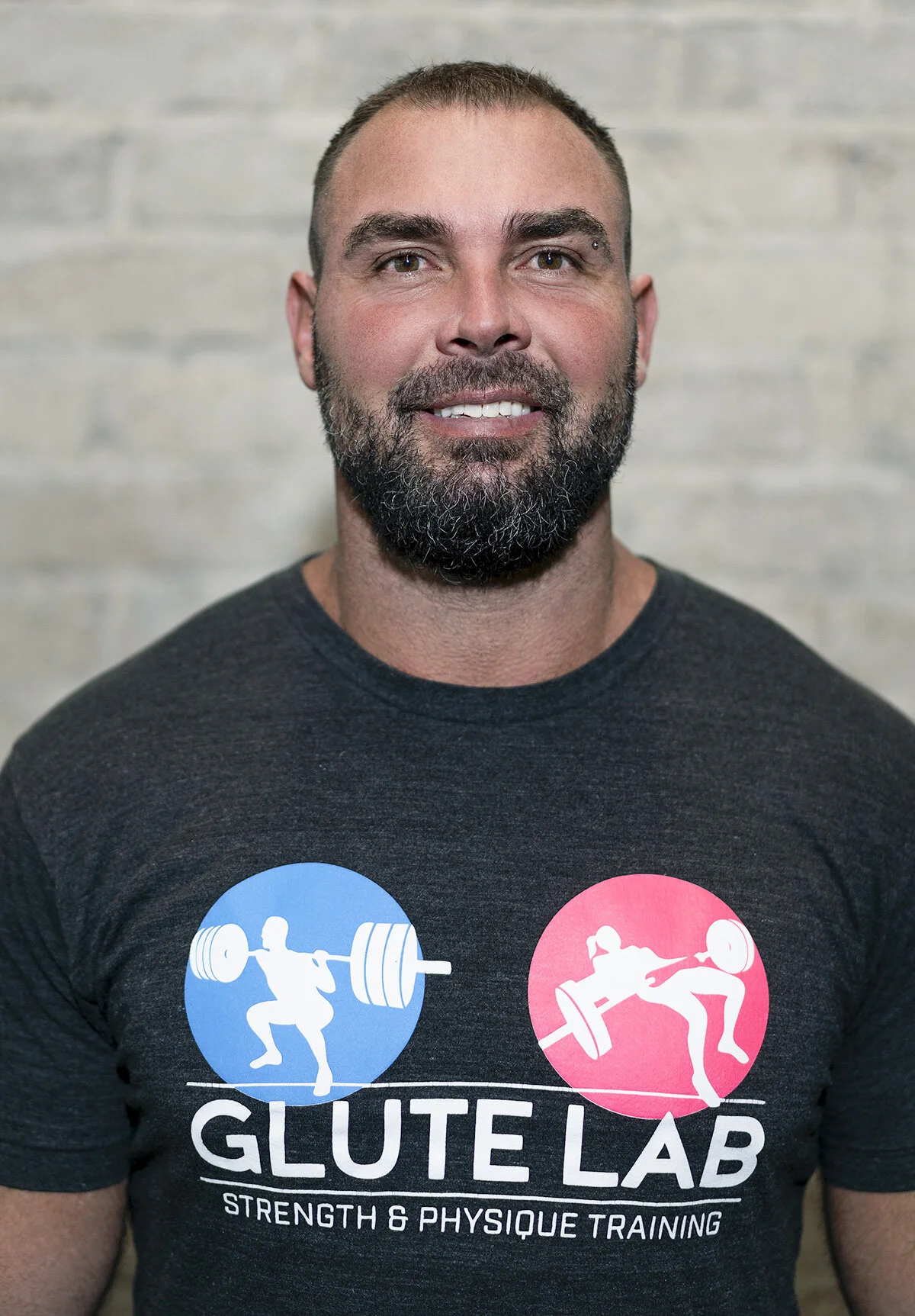 According to a Trainer, These Are the 8 Reasons You Aren't Building Muscle