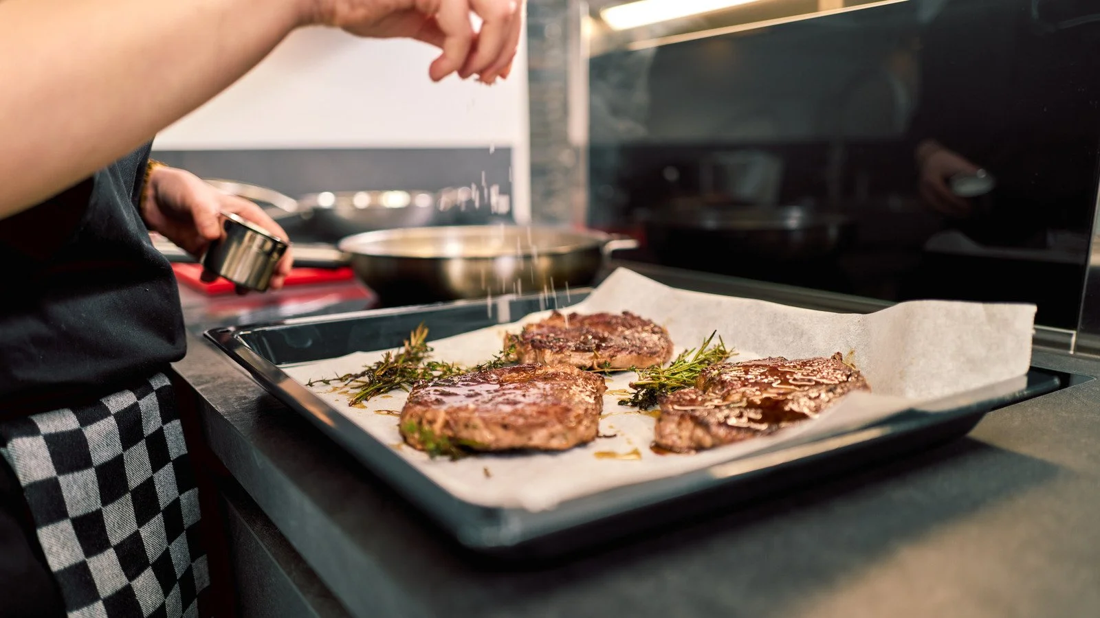 This Oven-Broiler Method Gives Steak A Perfect Crust