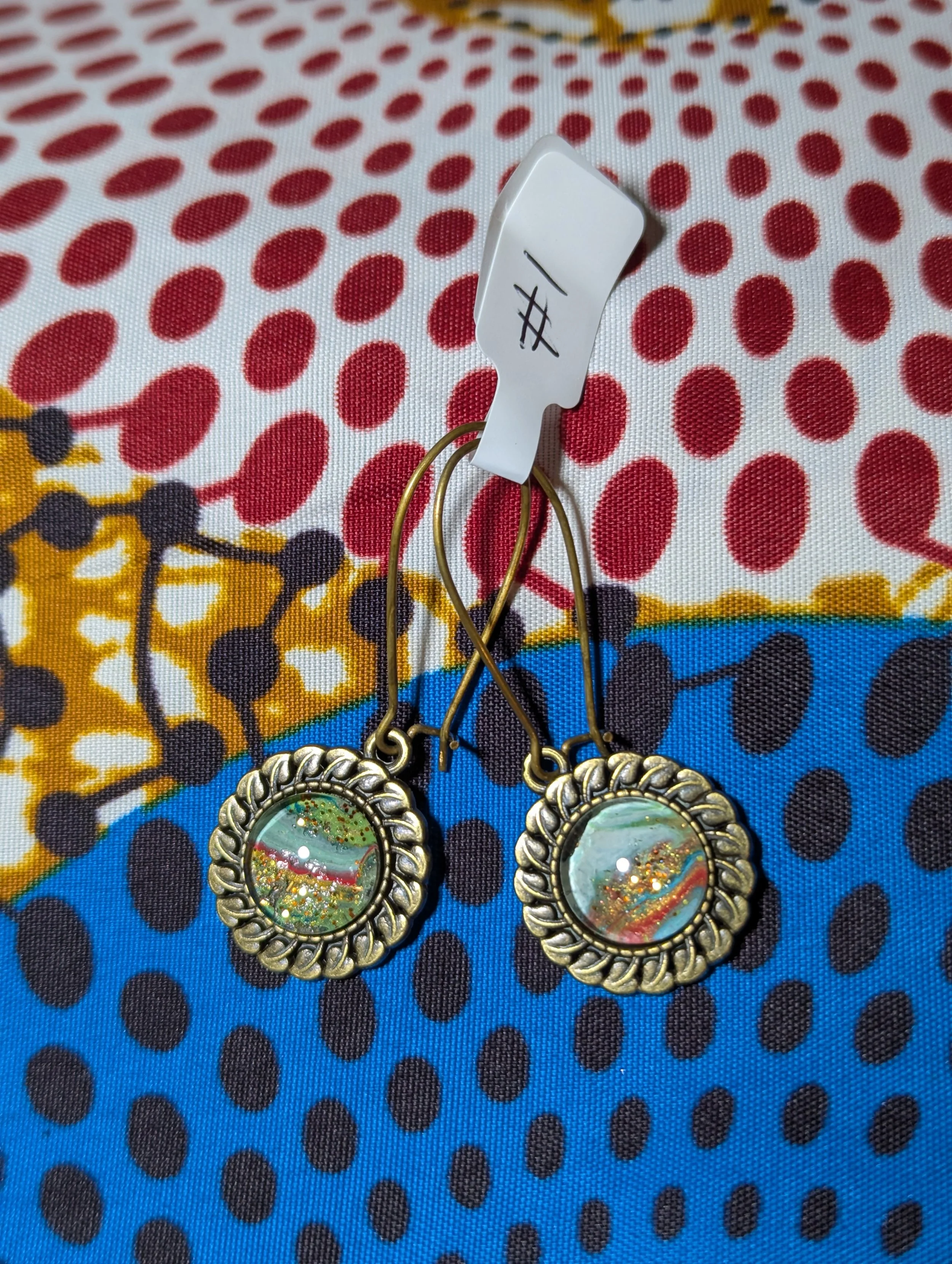 25mm hook with bronze flower