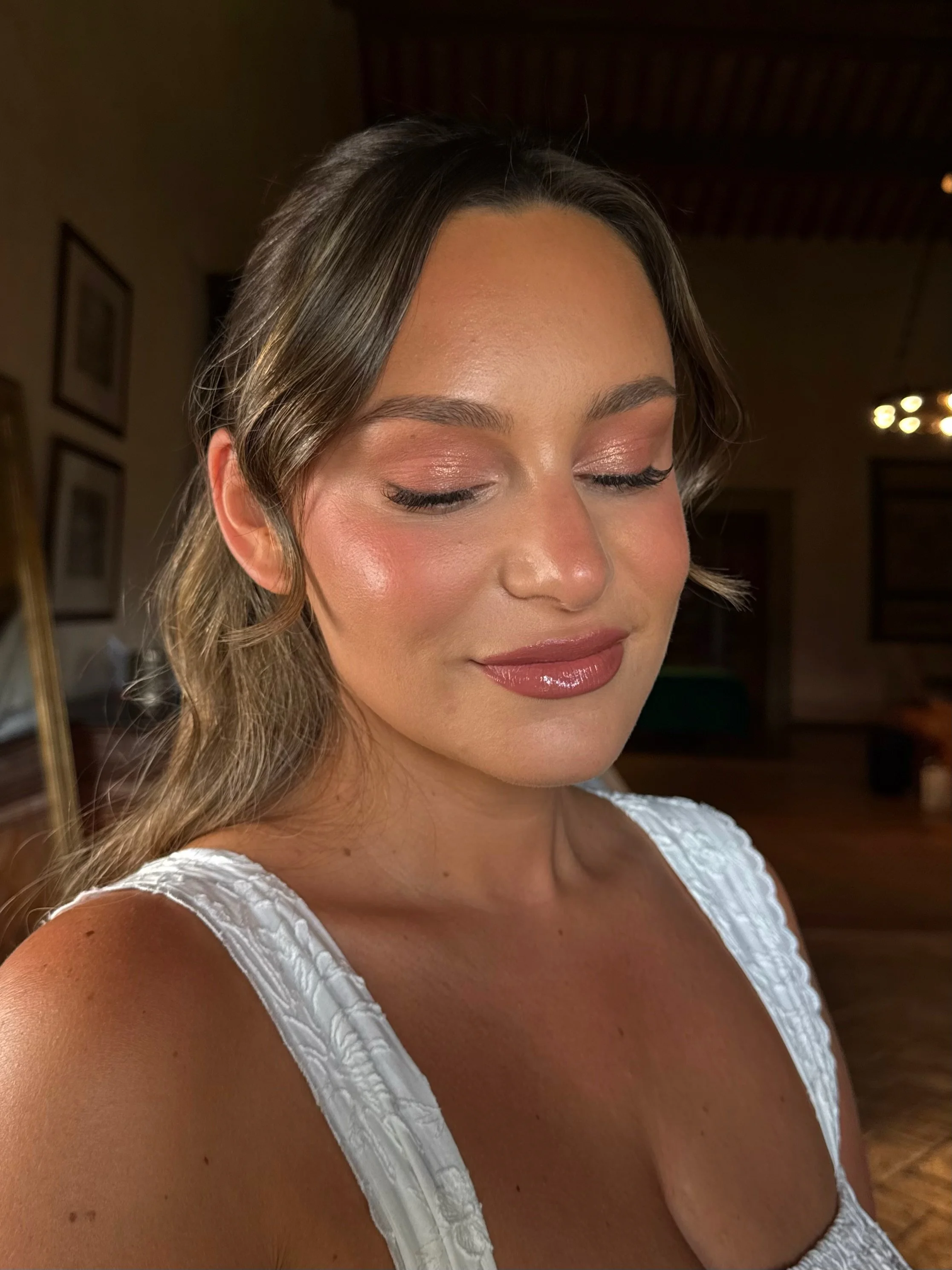 My jaw dropped seeing Villa Medicea La Ferdinanda for the first time, but Lottie grew up visiting and it made complete sense to hold her destination wedding there 🤍 

All of the bridal makeup details were kept very romantic and glowy ✨🩷 

Congratul