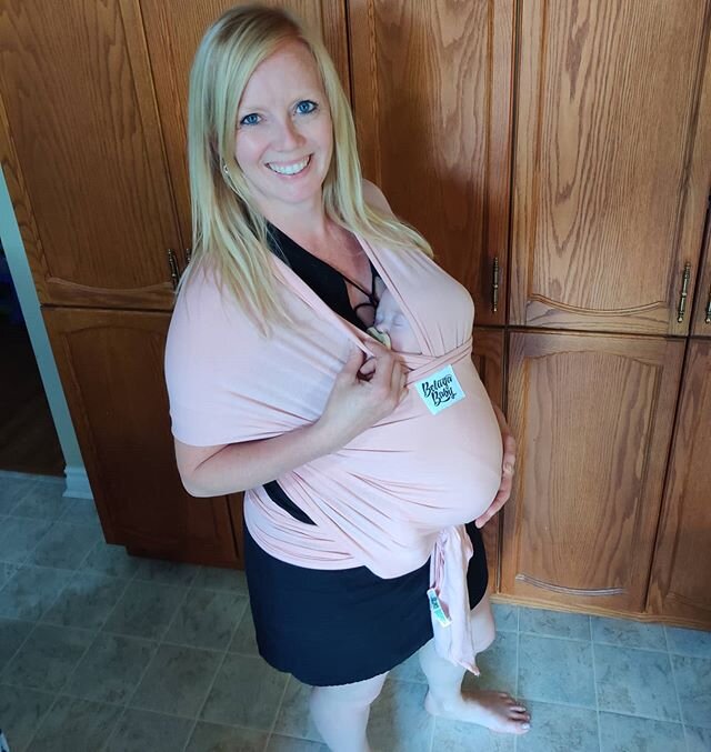 I LOVE wearing babies!
👶
One of the things I miss the most about my babies is the hours and hours I wore them.
👶
Slings, wraps, soft pack carriers. I loved them all.
👶
Bring your babies and I'll gladly wear them all day long.
I am grateful for my 