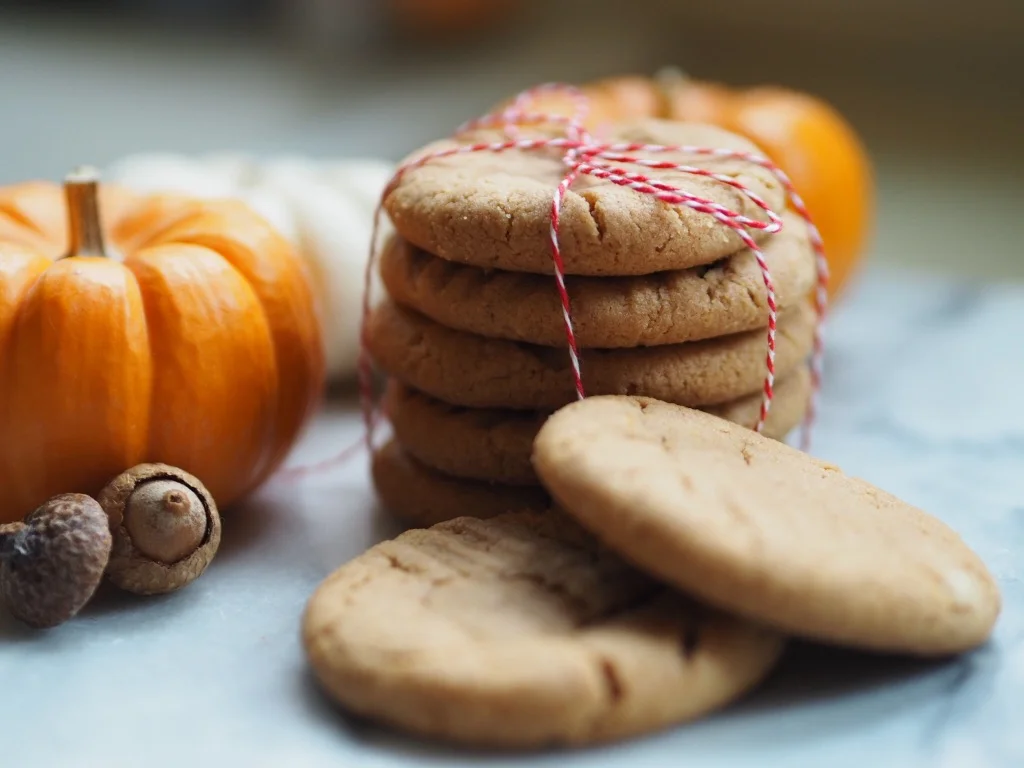 MY FAVORITE PEANUT BUTTER COOKIES {Gluten Free/Flourless}