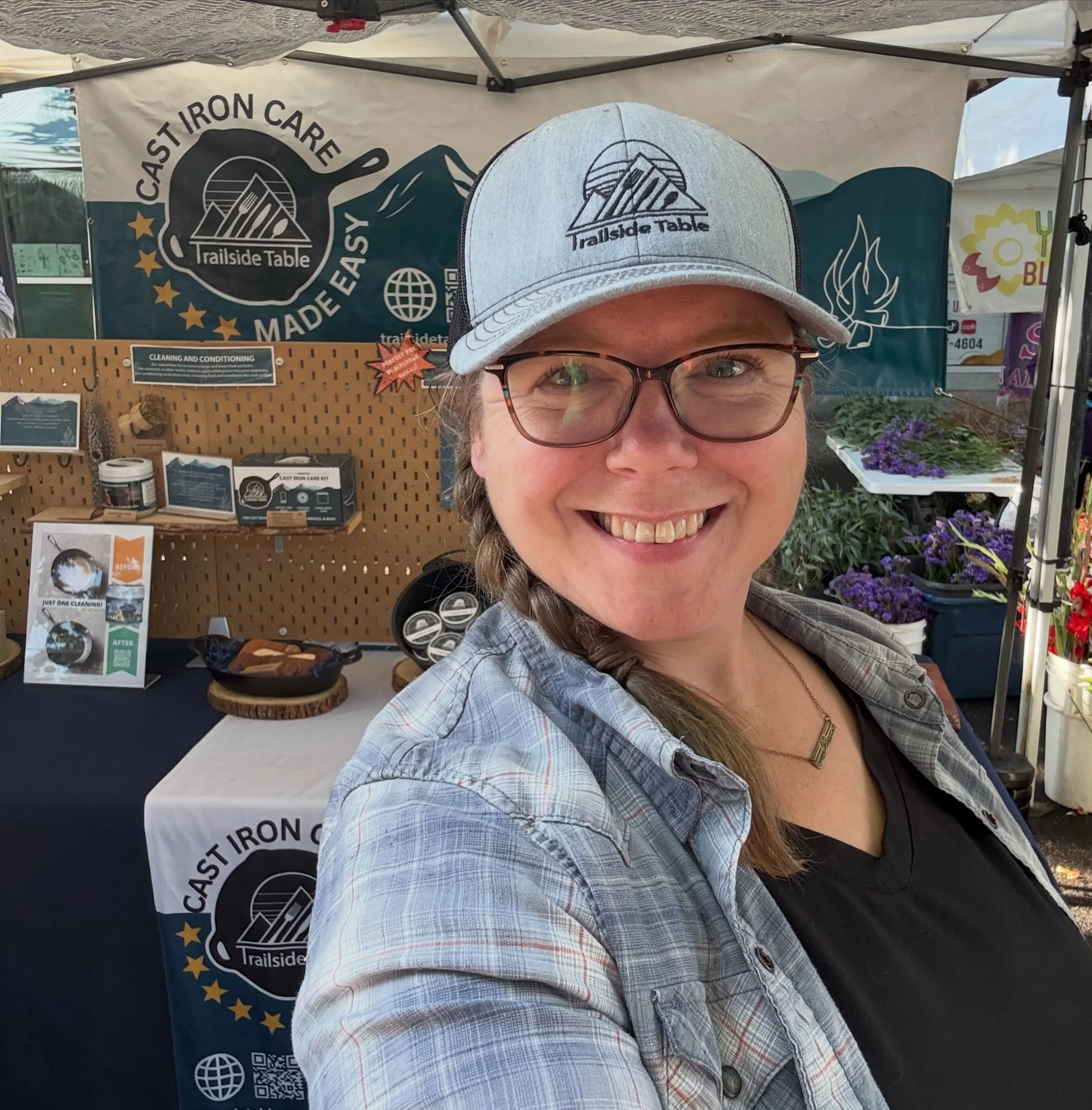 It&rsquo;s market time @vancouverfarmersmarket!

Saturday 9-3
Sunday 10-3

Come tell me what you&rsquo;ve got cookin.&rsquo; We&rsquo;ve got everything to keep your cast iron ready for whatever it is.

#castiron #castironcooking #vancouverfarmersmark