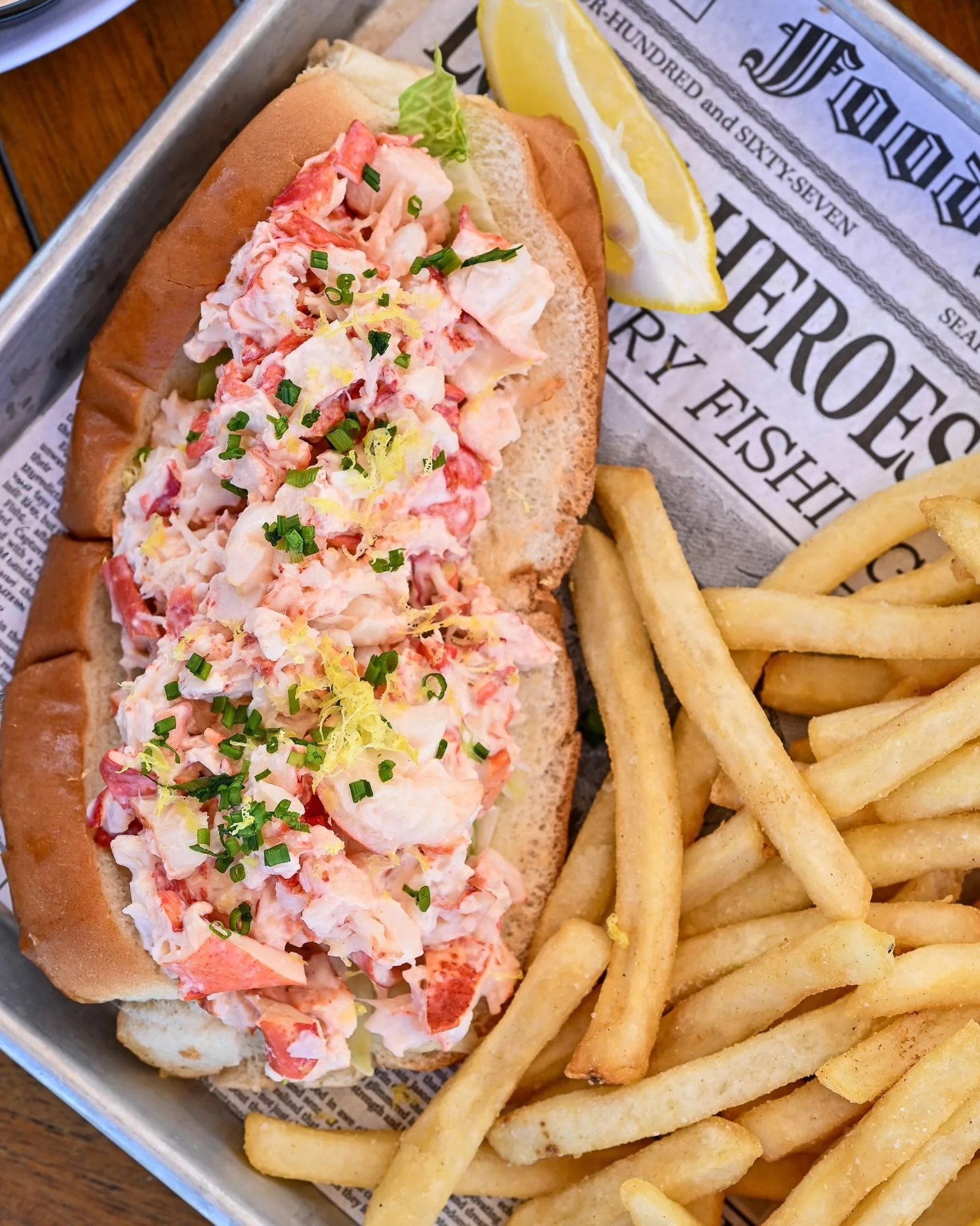 A New England classic, served with a side of ocean views 🦞🌊 Join us for a bite and a drink today, we&rsquo;re open until 10PM! 

📸: @zoestonerphotography_