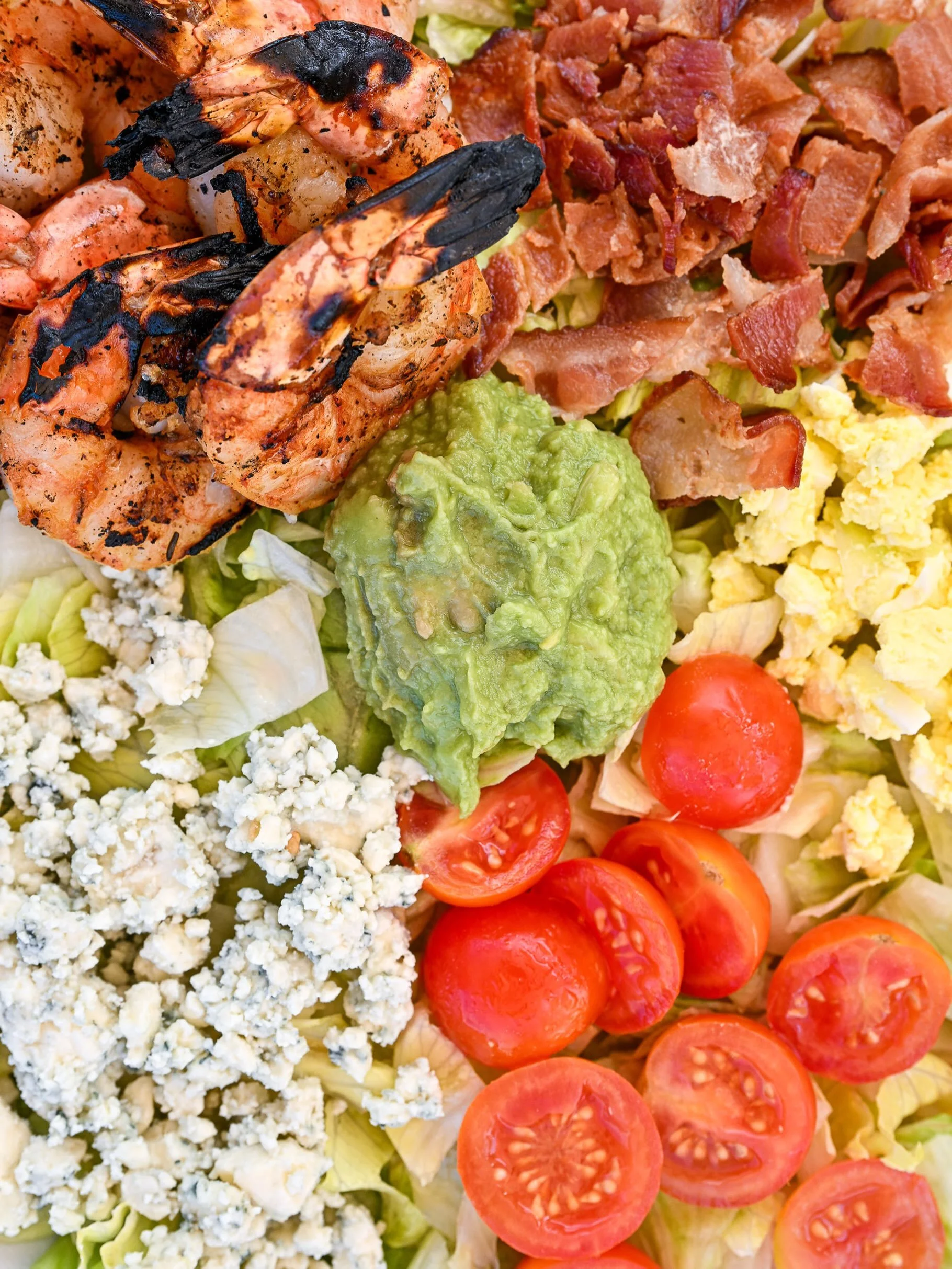 Something fresh for dinner tonight 🥗 

Let us take dinner off your hands with one of our delicious salads, made fresh and ready to enjoy at home! 

Give us a call, or use the link in bio to place an order for takeout 🙌

📸: @zoestonerphotography_