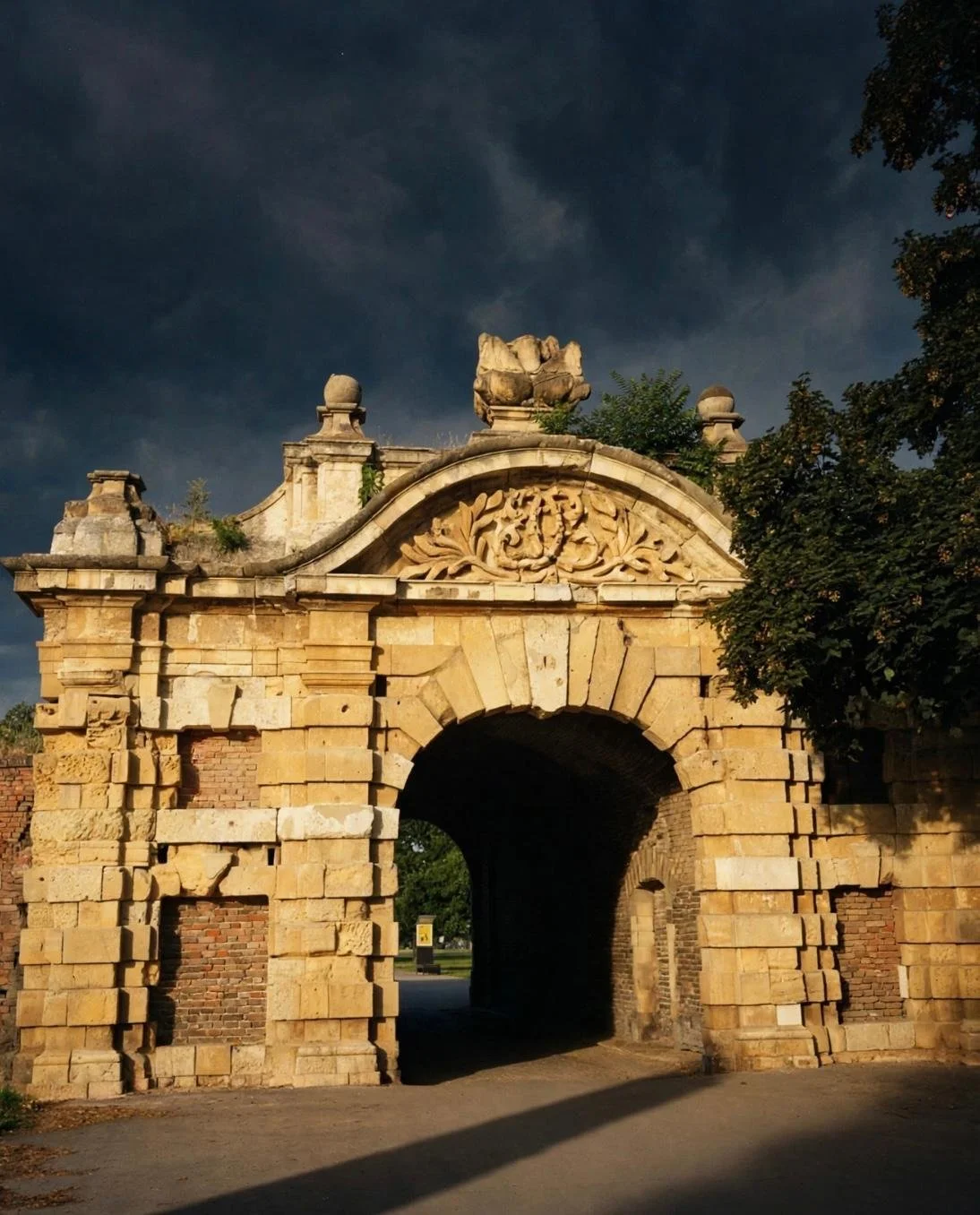 gate.jpeg