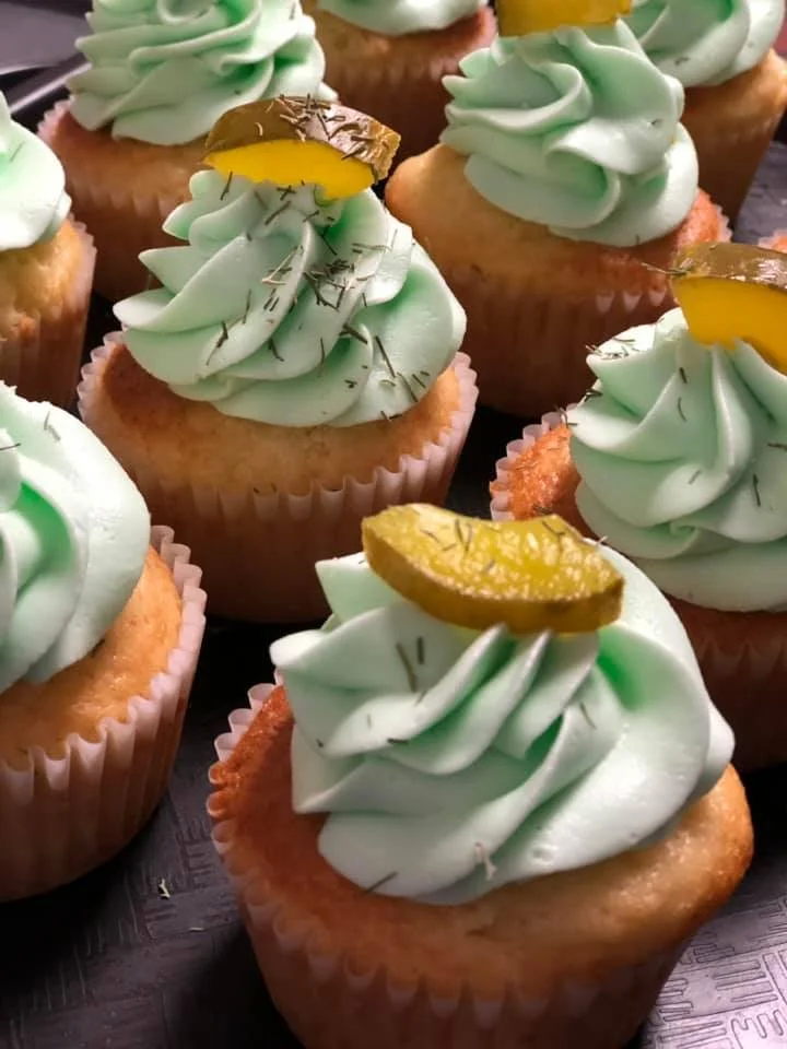 pickle cupcake.jpg