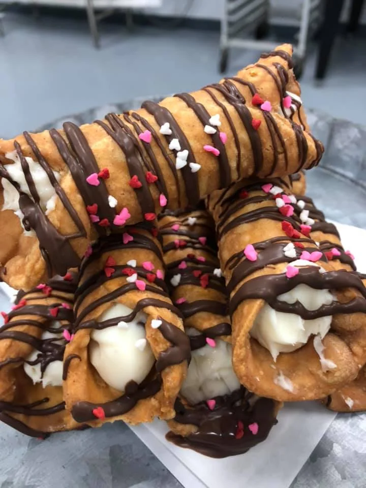 valentine canoles.jpg