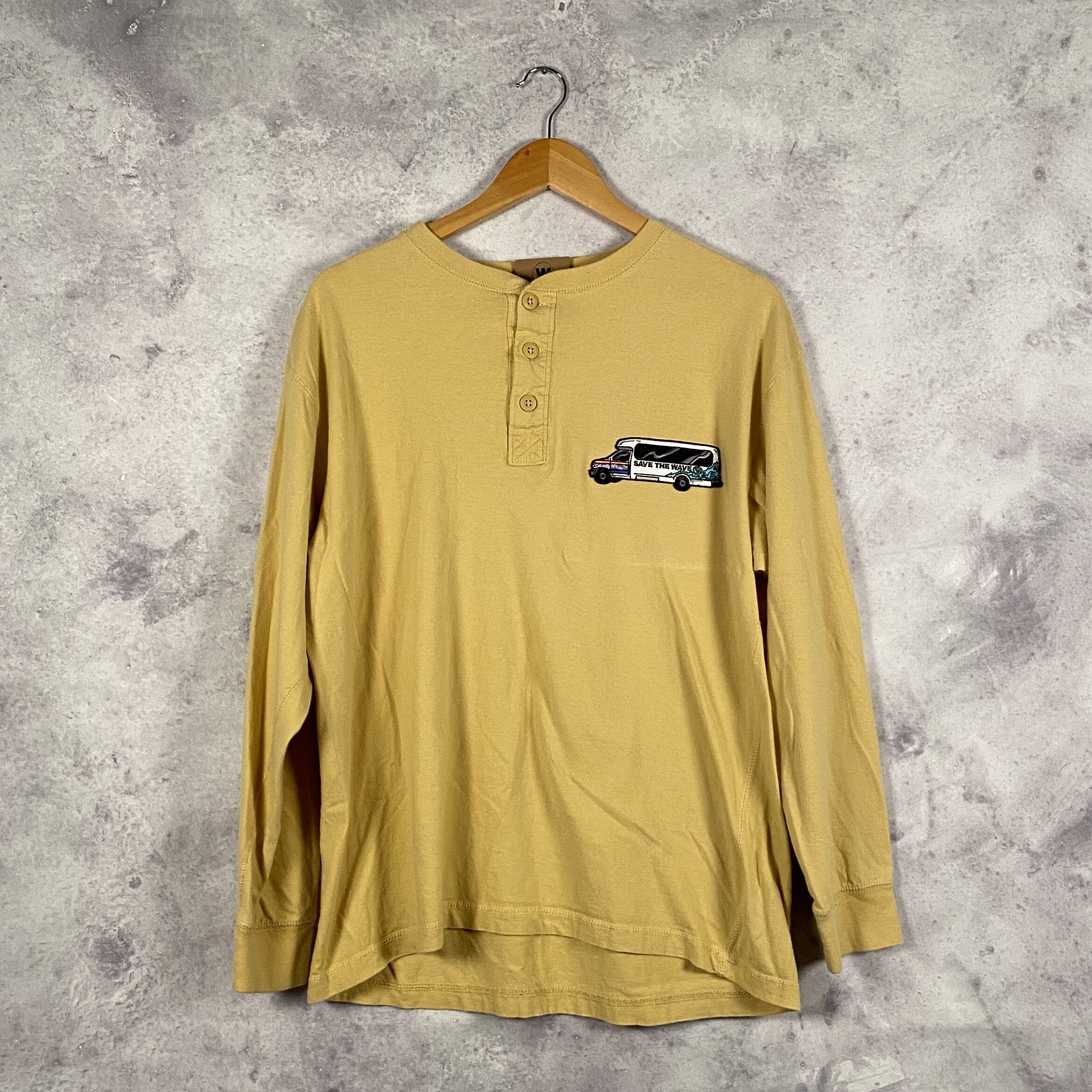 Yellowstone - (MEDIUM)