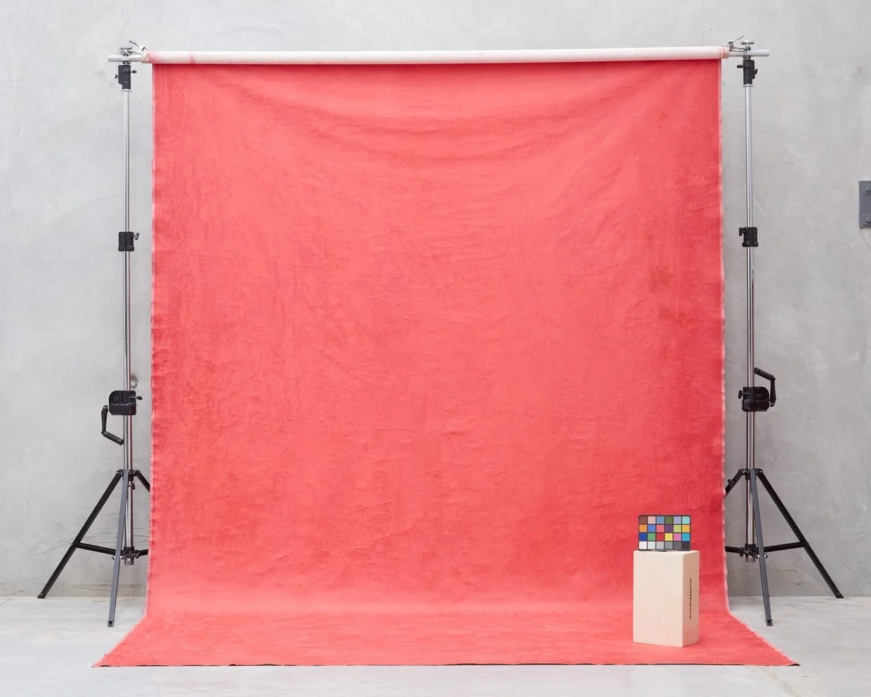 Schmidli Canvas Backdrop Hire - Red, Warm - 12’ x 20’ Catalogue #0675