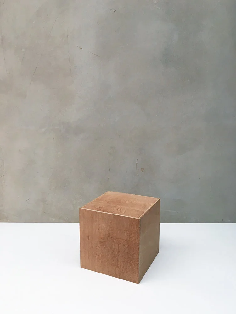 NATURAL WOODEN PLINTH Hire (400 X 400 X 400MM)