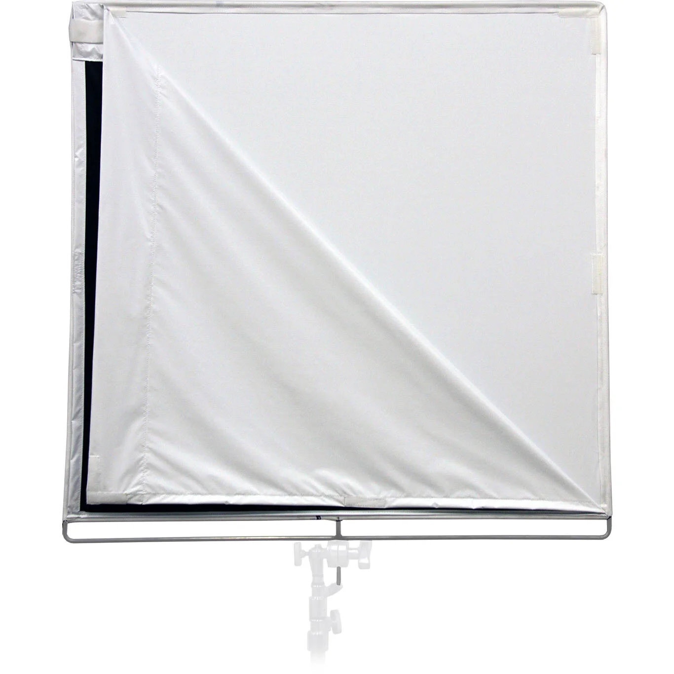 Ultrabounce Floppy with Pocket (48 x 48", Black/White) Hire