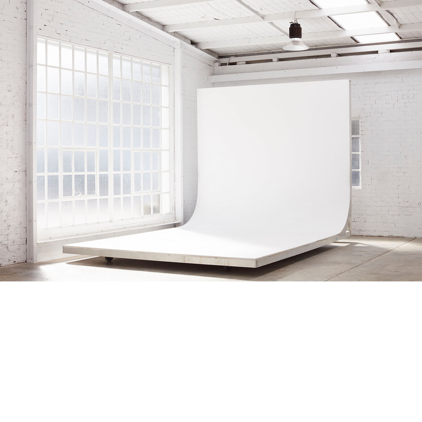 Portable Cyc (Painted White) Hire