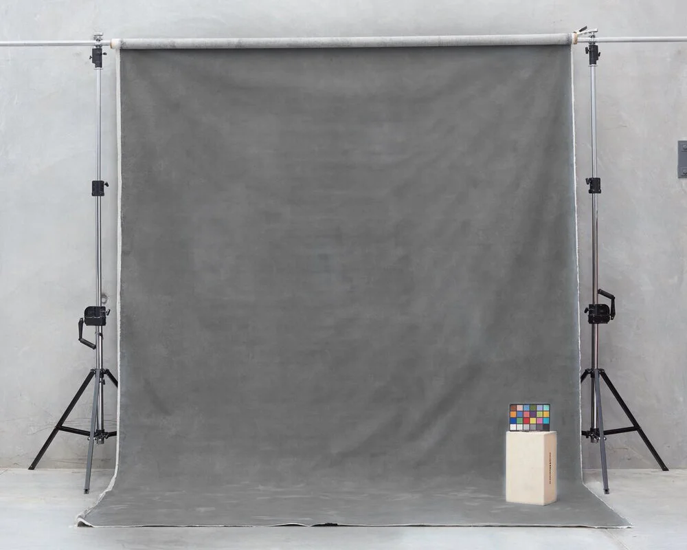 Schmidli+Canvas+Backdrop+Hire+-+Medium+Neutral+Grey+(blackwhite)+12'+x+20'.jpg