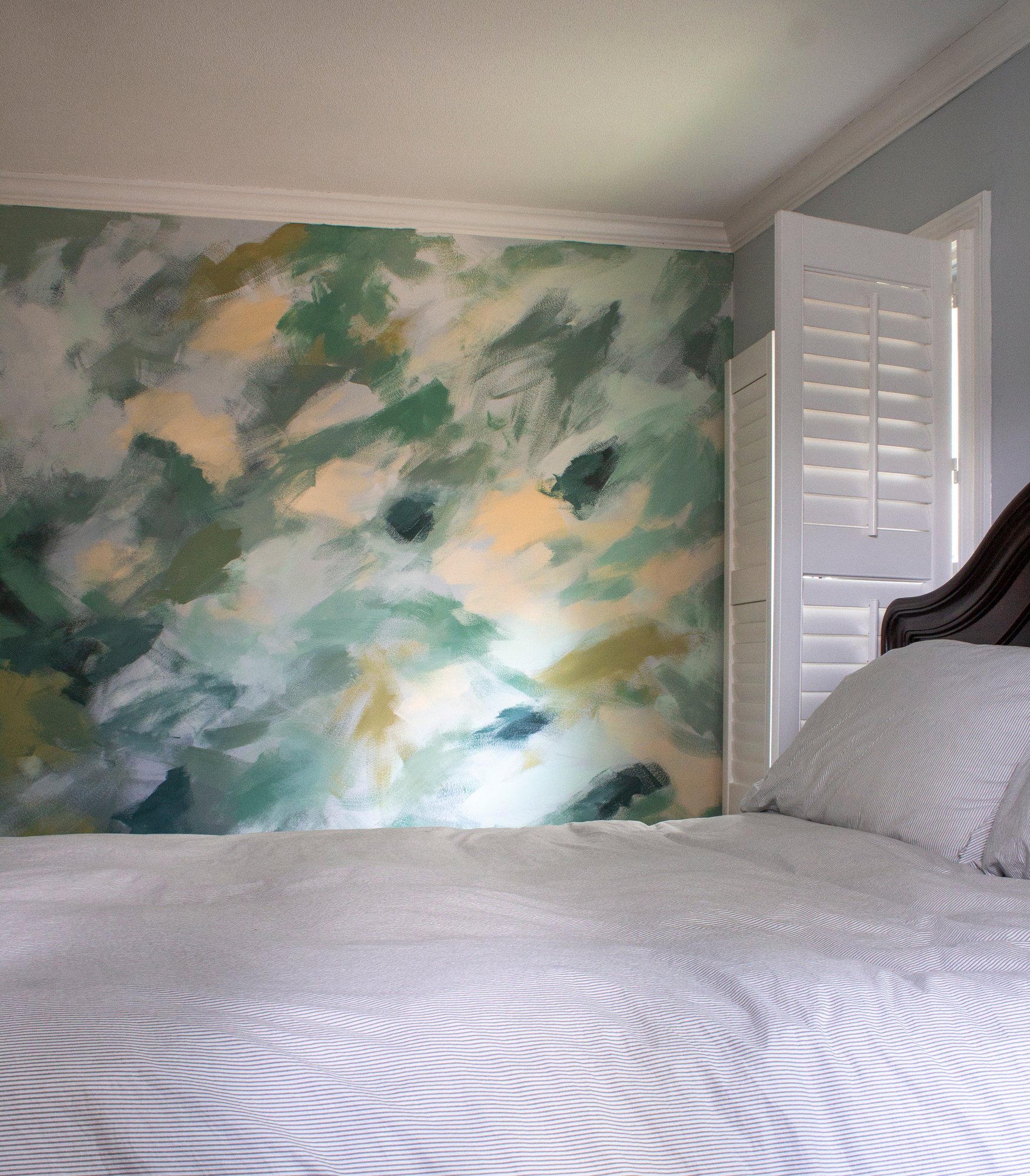 Vertical_from-bed_Tuscaloosa-Mural-Artist-Birmingham-Montgomery-Demopolis-Alabama-Stephanie-Kirkland-painted-abstract-mural_WEB.jpg