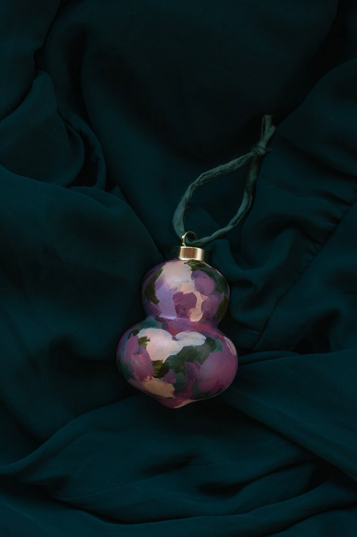 Ornament_curvy_hand painted_mauve peach green.jpg