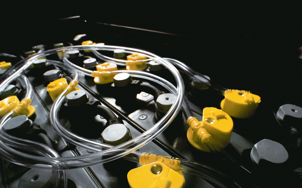 Forklift Parts & Batteries