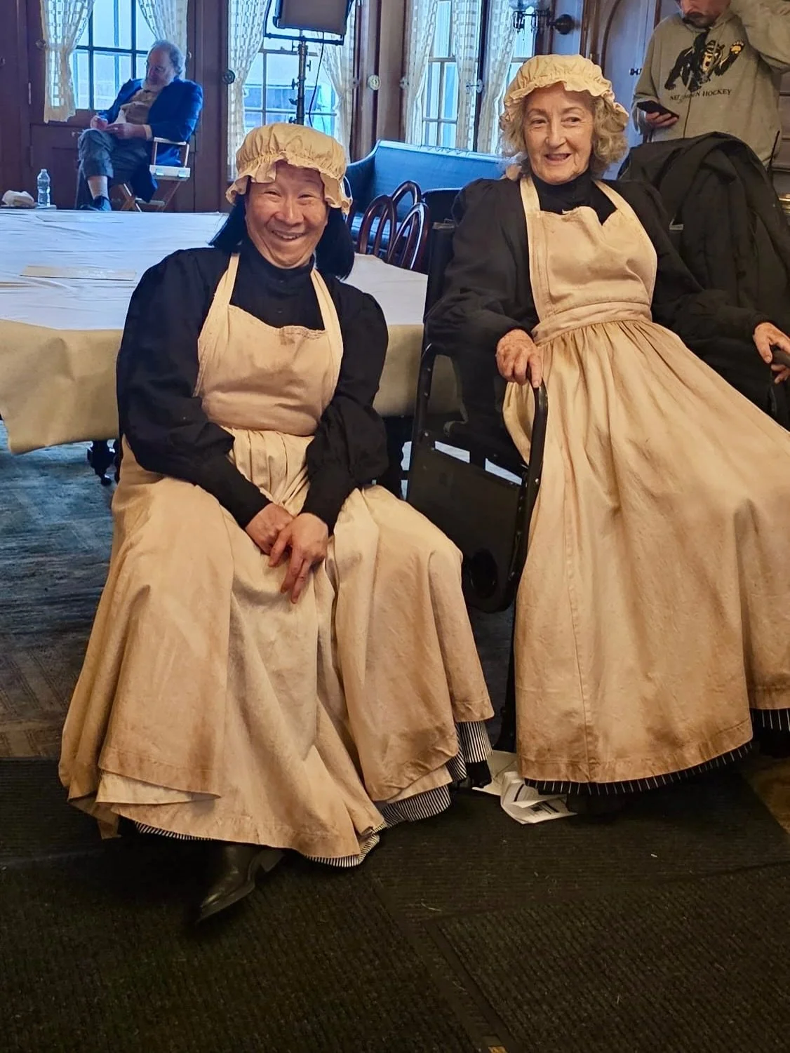 We've lost it! 🤪🙄😂😂😂

#TheArtist premieres TOMORROW! Download your @thenetwork.stream app now! 1 DAY MORE! 😉