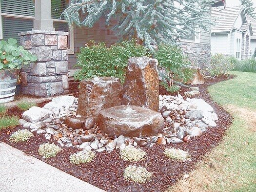 Eee I get to put a bubbler rock in my latest job! But please help me choose which style to pick!! They&rsquo;re all nice in their own way. 1,2 or 3, GO 😄😄 #hilsdendesignco #dreambuildcreate #hdc #landscape #bubblerrocks #bubblerrockwaterfeature #wa